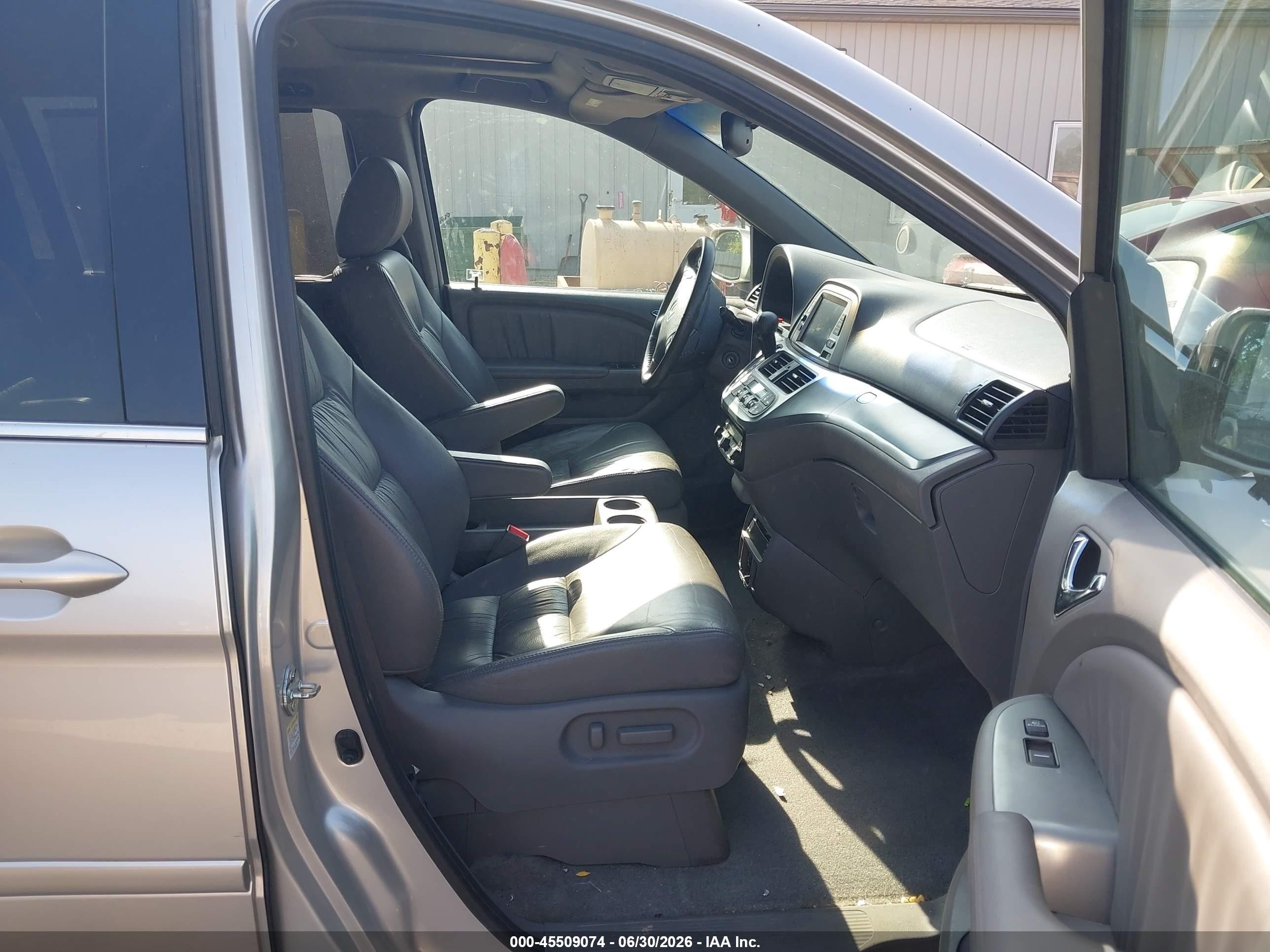 2008 Honda Odyssey Ex-l Silver vin: 5FNRL38708B063761