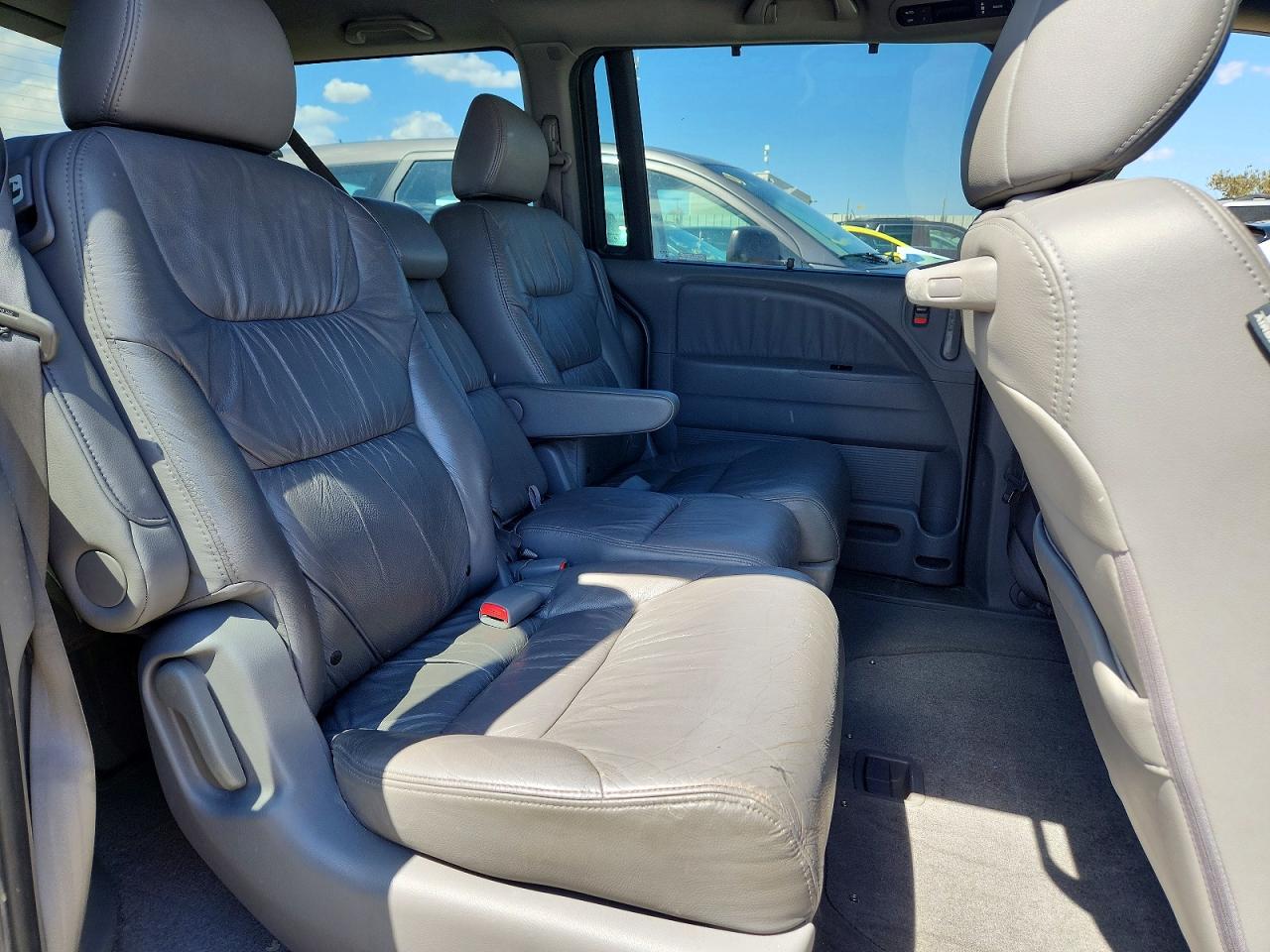 2008 Honda Odyssey Exl Silver vin: 5FNRL38708B116605