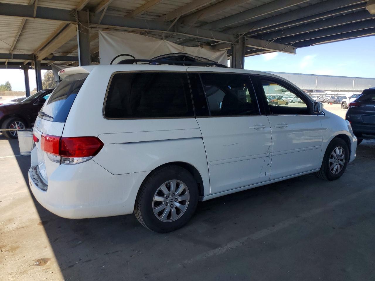 2009 Honda Odyssey Exl White vin: 5FNRL38709B000595