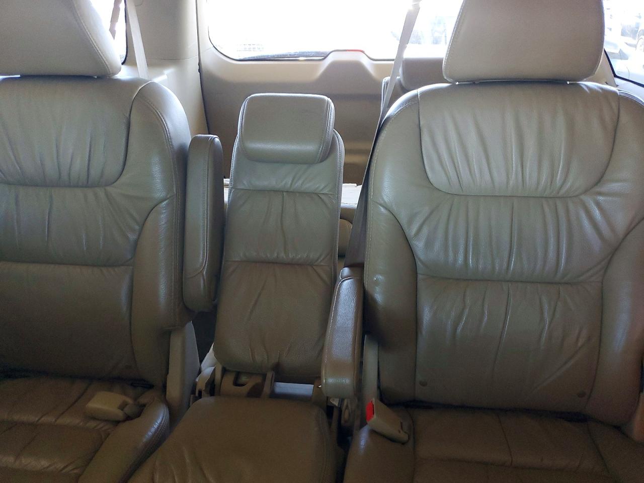 2009 Honda Odyssey Exl White vin: 5FNRL38709B000595
