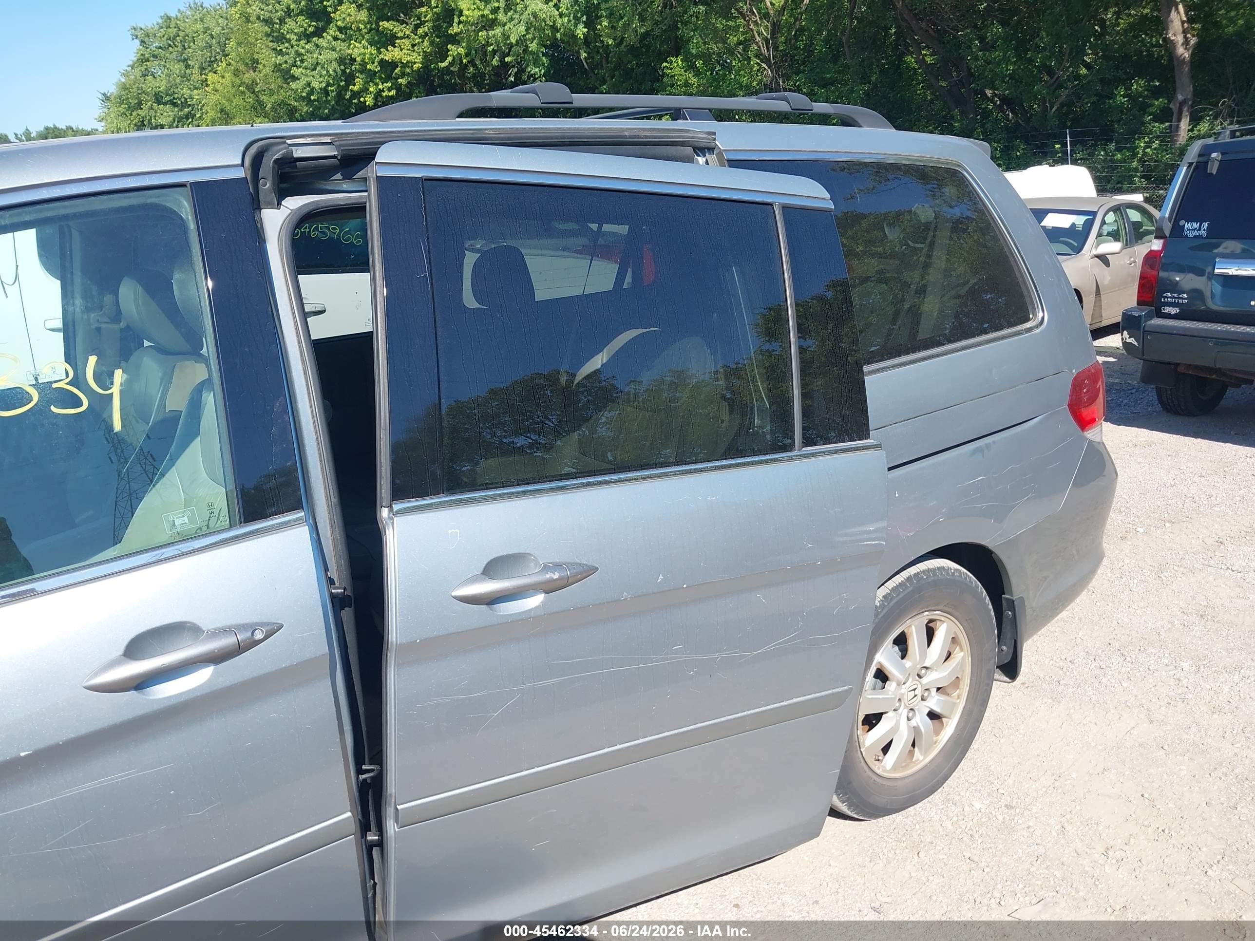 2009 Honda Odyssey Ex-l Silver vin: 5FNRL38709B038344
