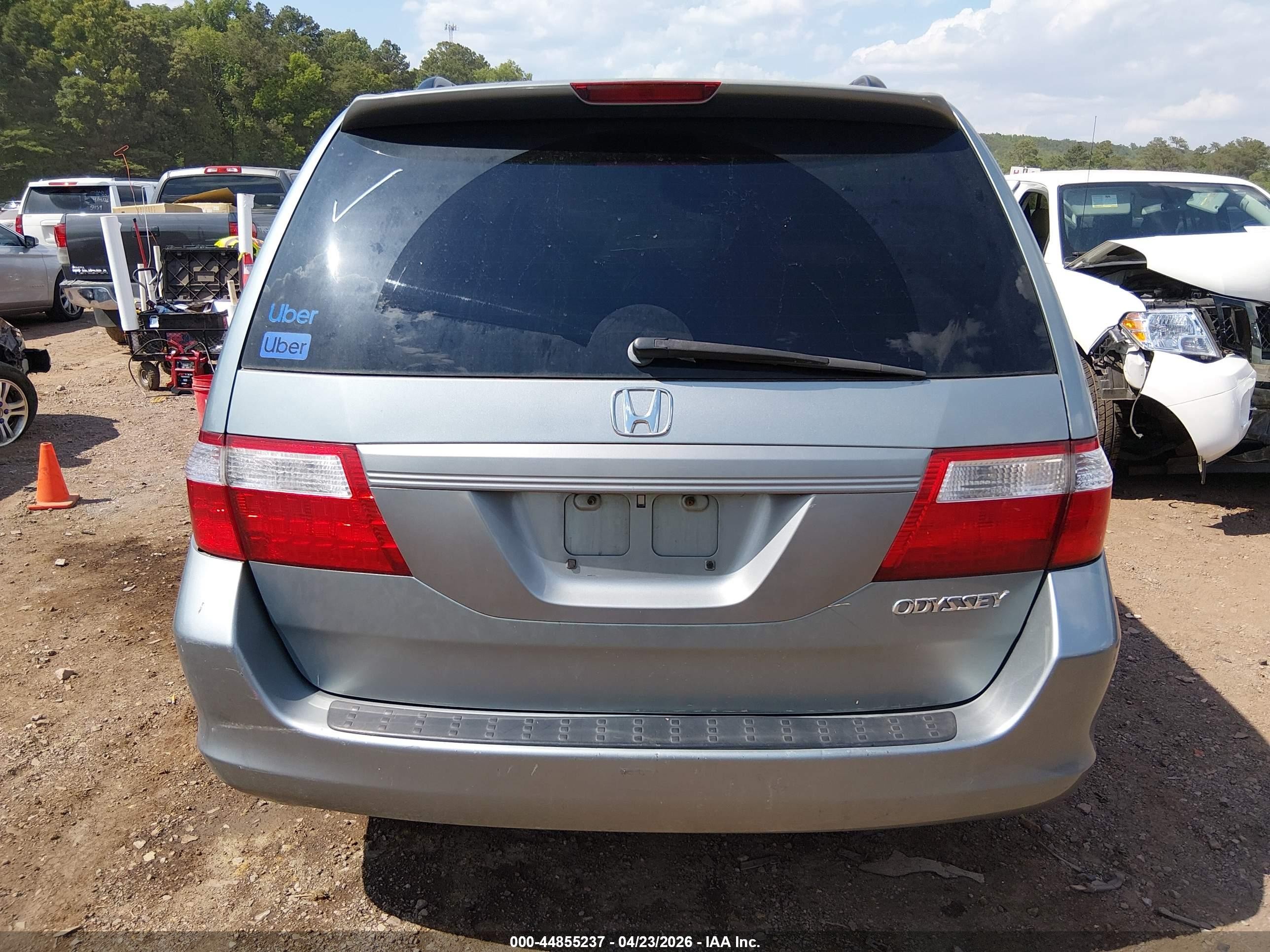 2005 Honda Odyssey Ex-l Silver vin: 5FNRL38715B115927