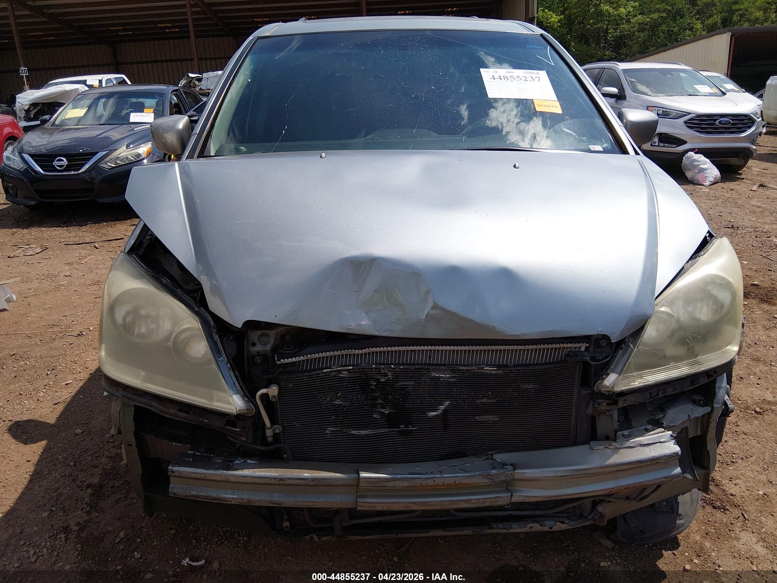 2005 Honda Odyssey Ex-l Silver vin: 5FNRL38715B115927