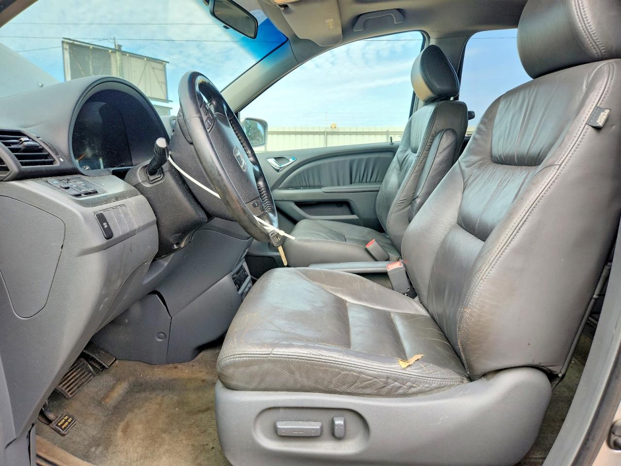 2006 Honda Odyssey Exl Silver vin: 5FNRL38716B037358