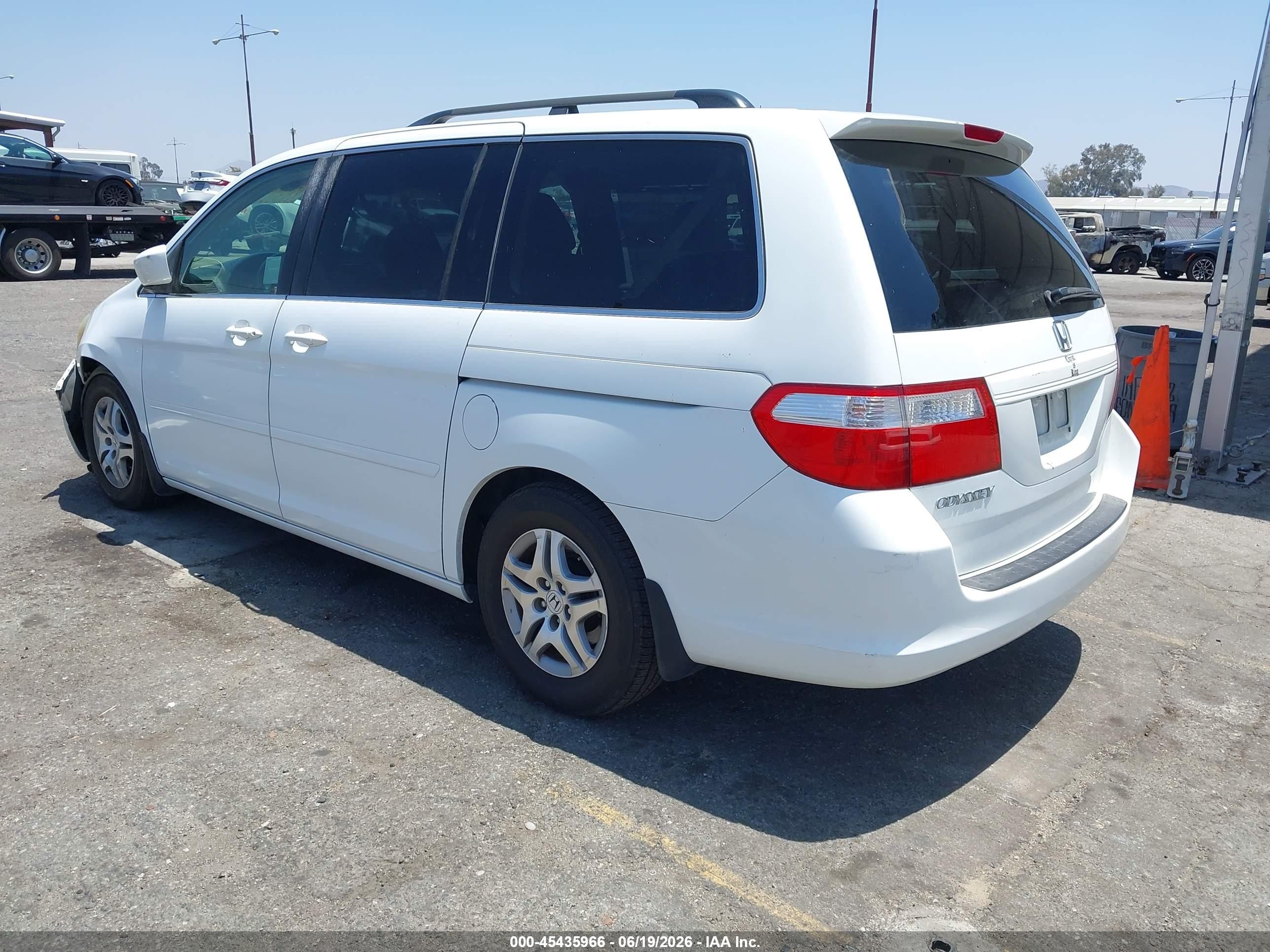 2006 Honda Odyssey Ex-l White vin: 5FNRL38716B450980