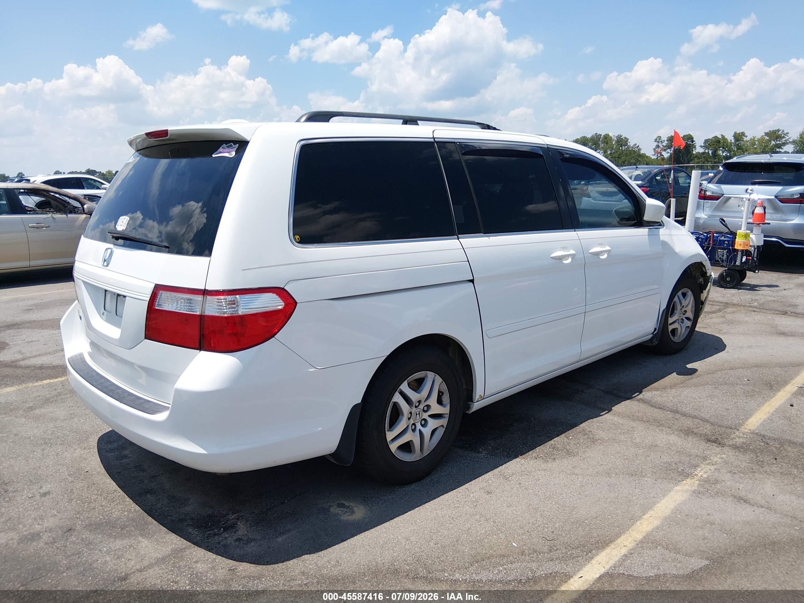 2007 Honda Odyssey Ex-l White vin: 5FNRL38717B072788
