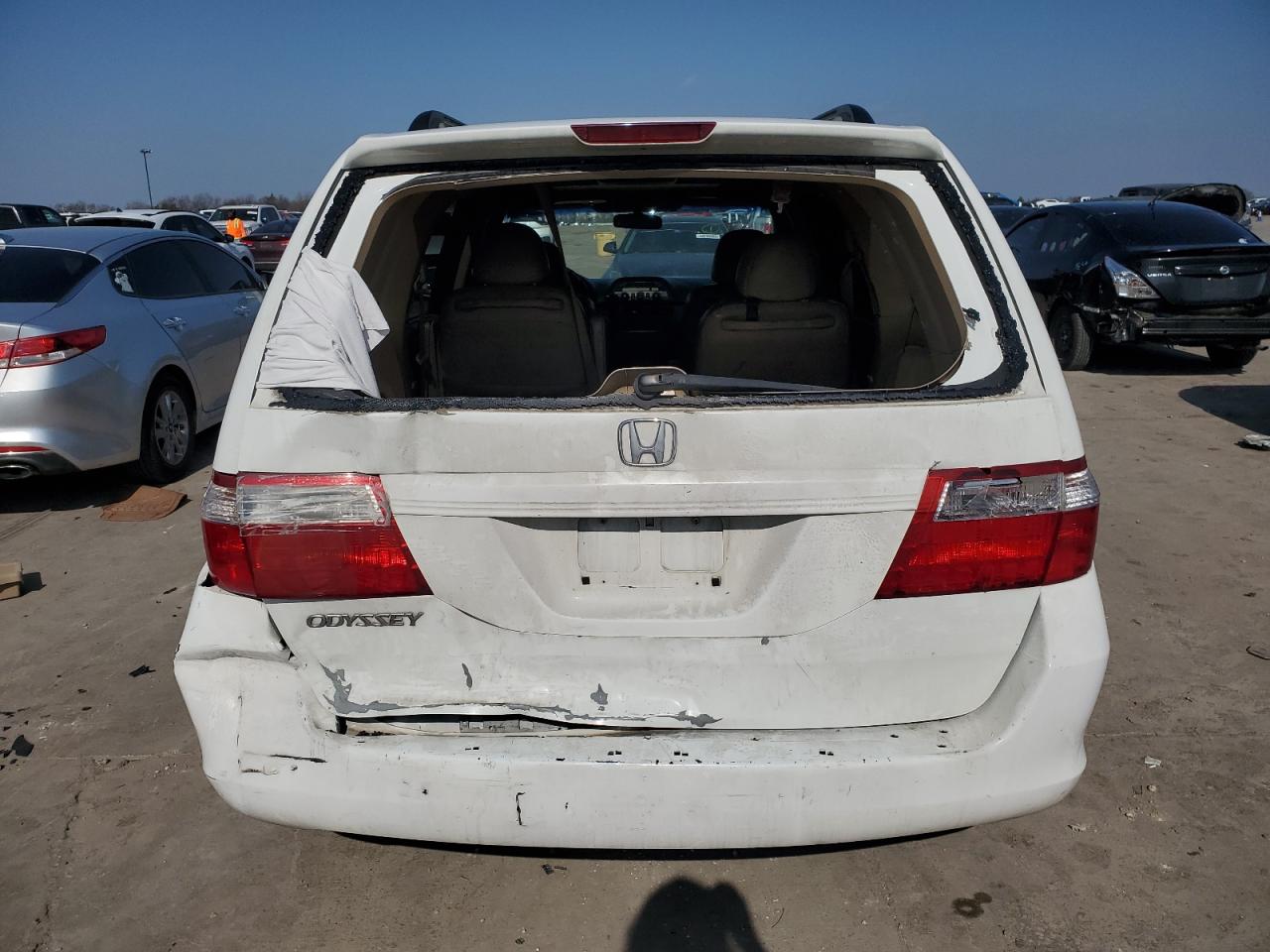 2007 Honda Odyssey Exl White vin: 5FNRL38717B141611