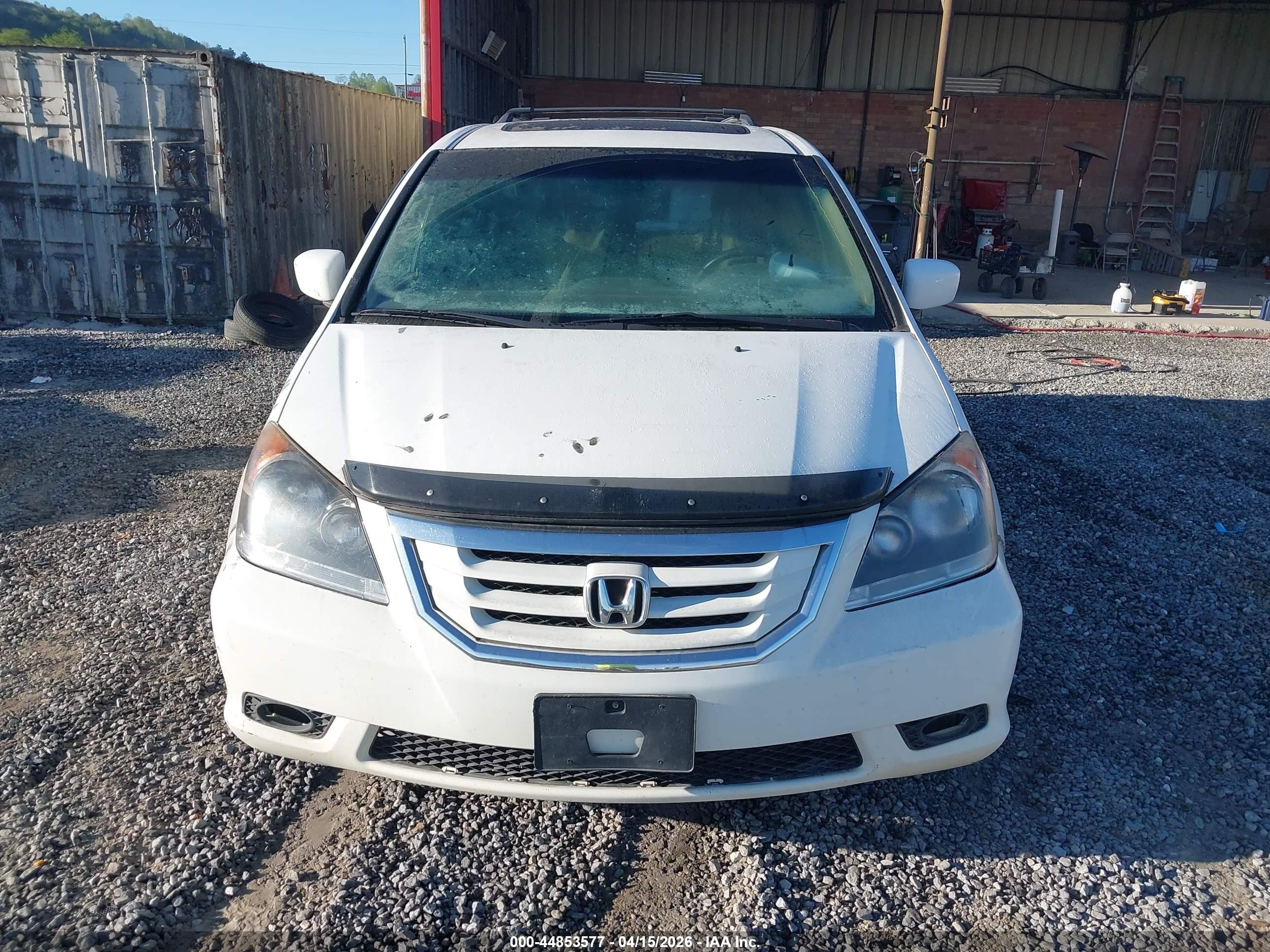 2008 Honda Odyssey Ex-l White vin: 5FNRL38718B007859