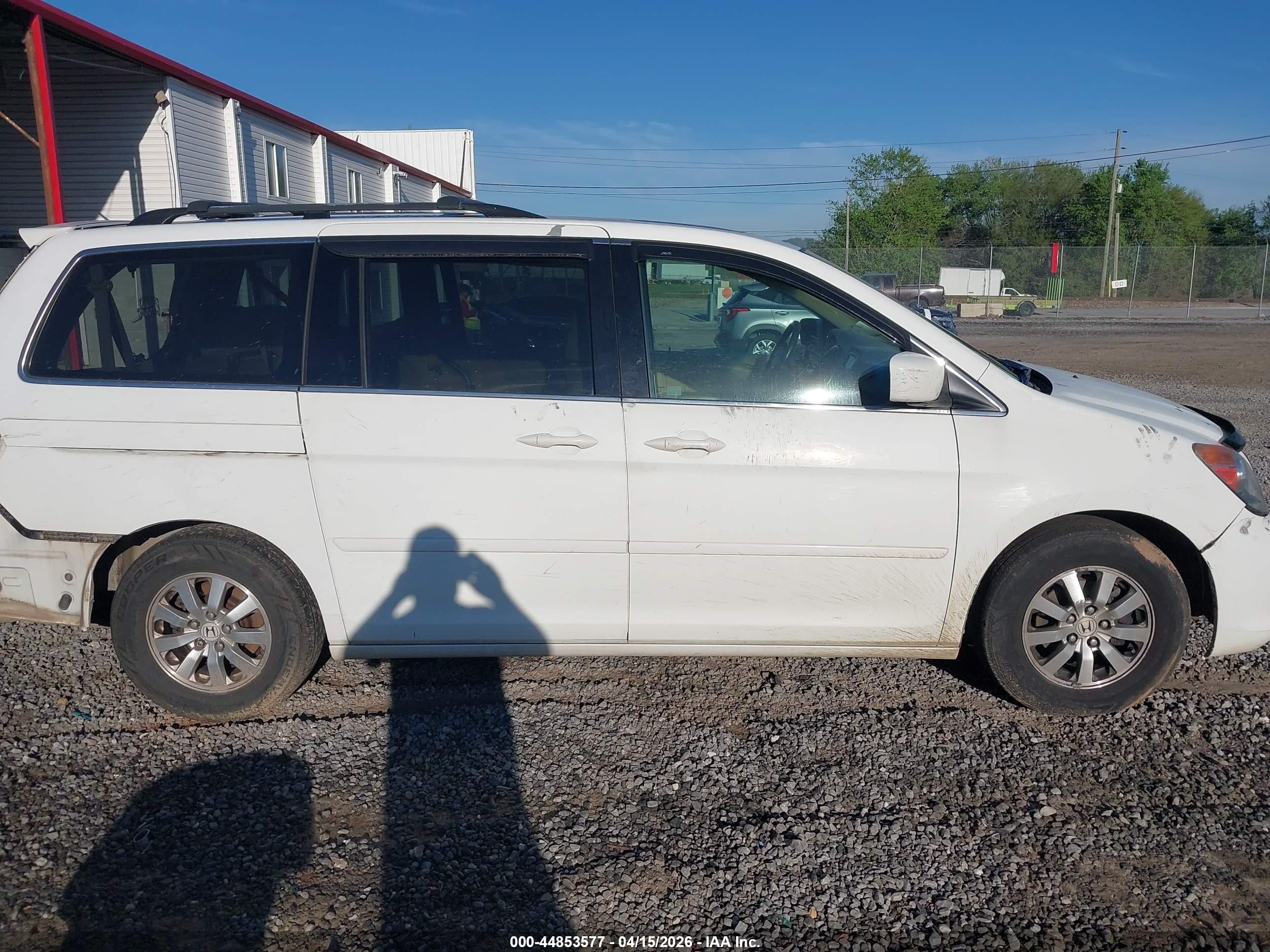 2008 Honda Odyssey Ex-l White vin: 5FNRL38718B007859