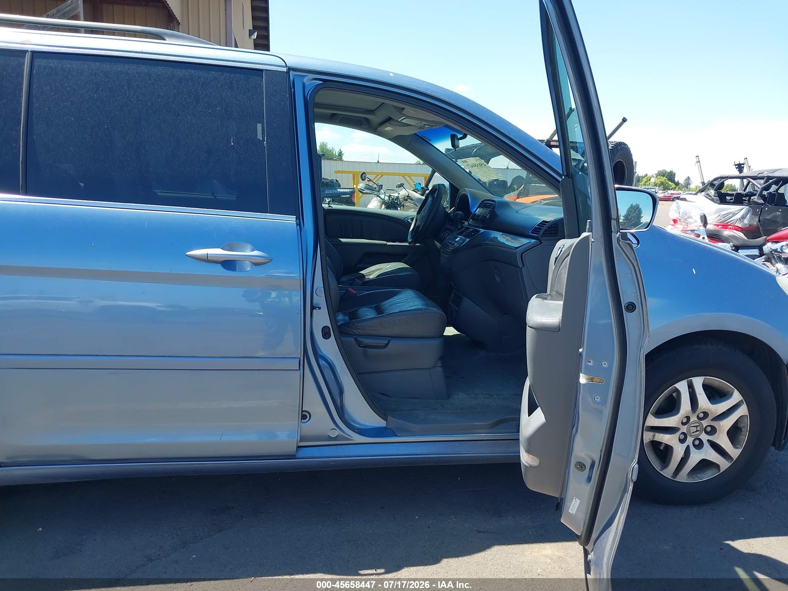 2005 Honda Odyssey Ex-l Light Blue vin: 5FNRL38725B041370