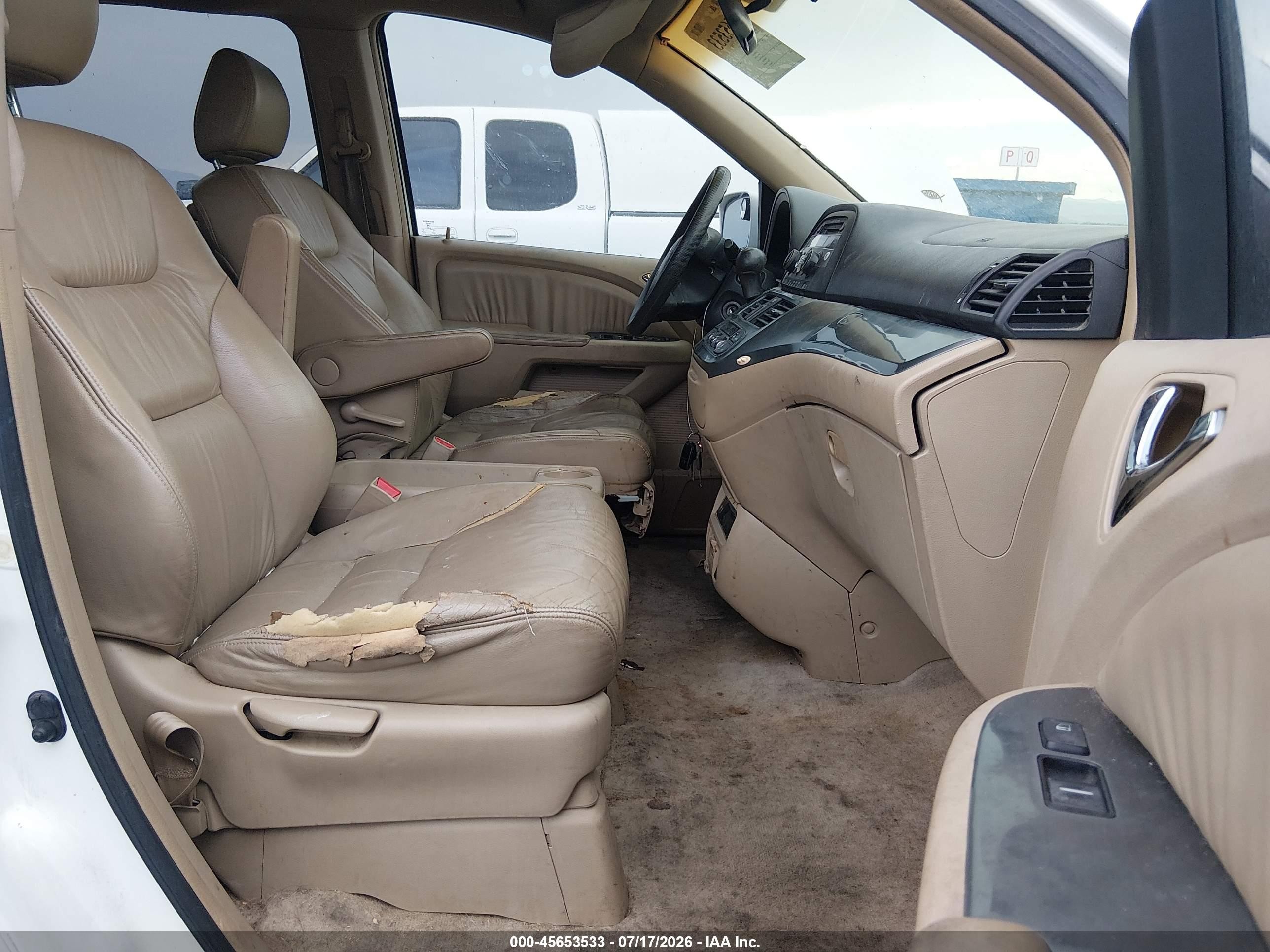 2005 Honda Odyssey Exl White vin: 5FNRL38725B079603