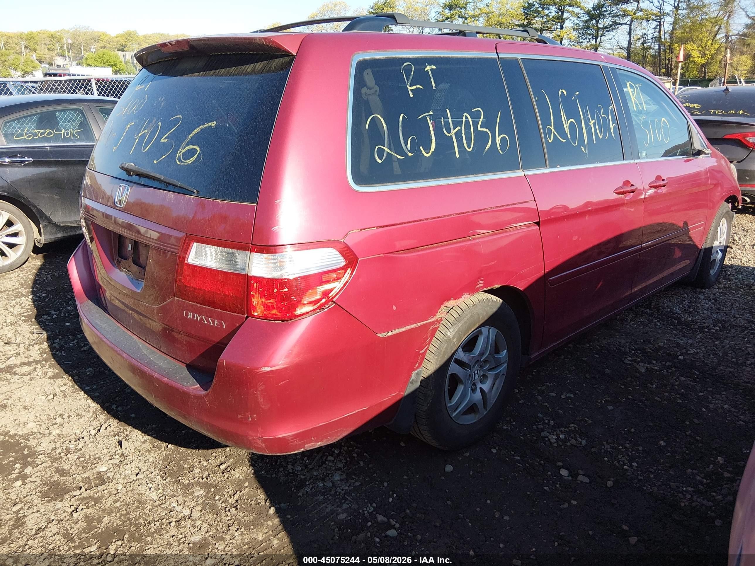 2005 Honda Odyssey Ex-l Red vin: 5FNRL38725B080220
