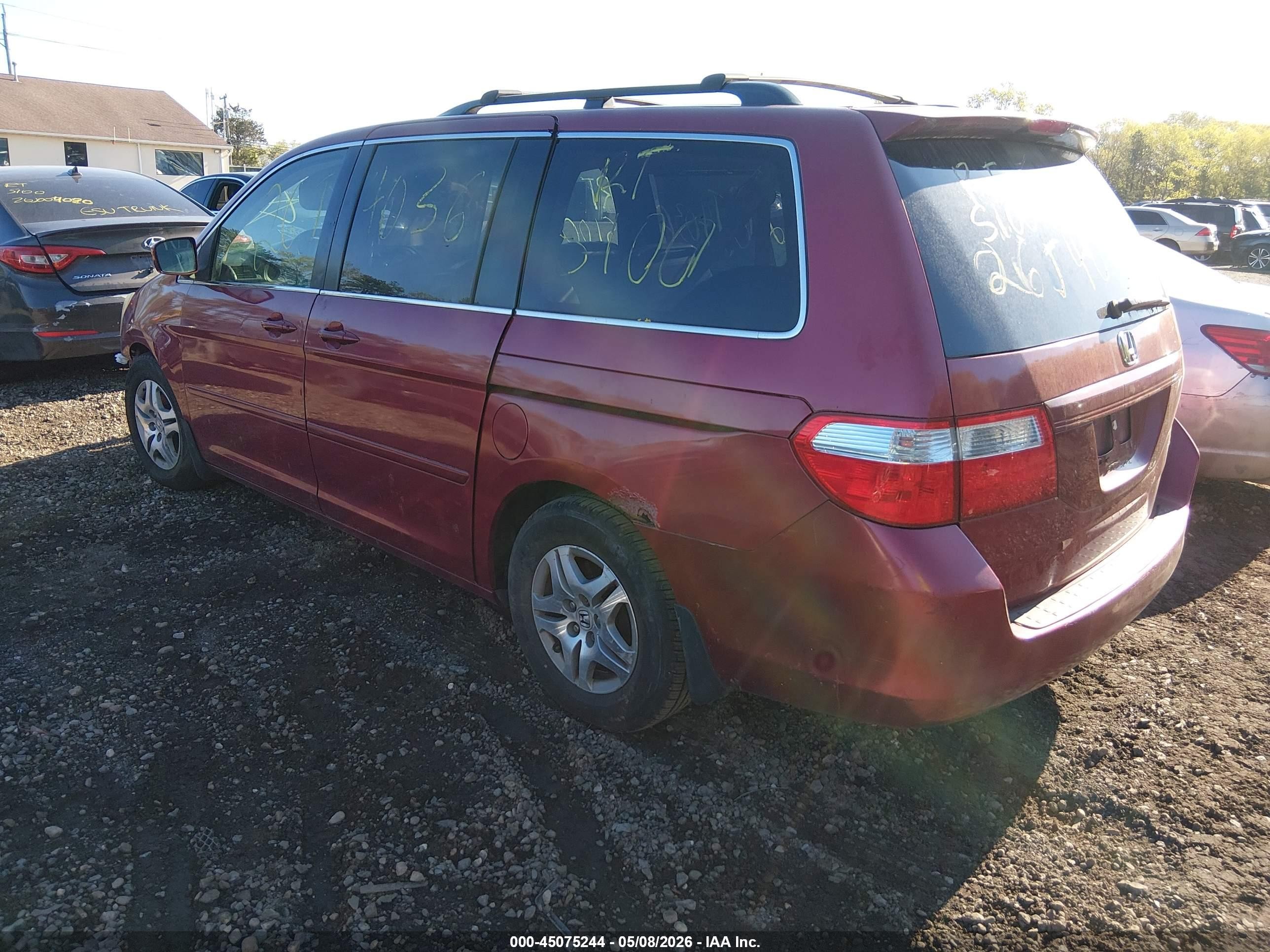 2005 Honda Odyssey Ex-l Red vin: 5FNRL38725B080220
