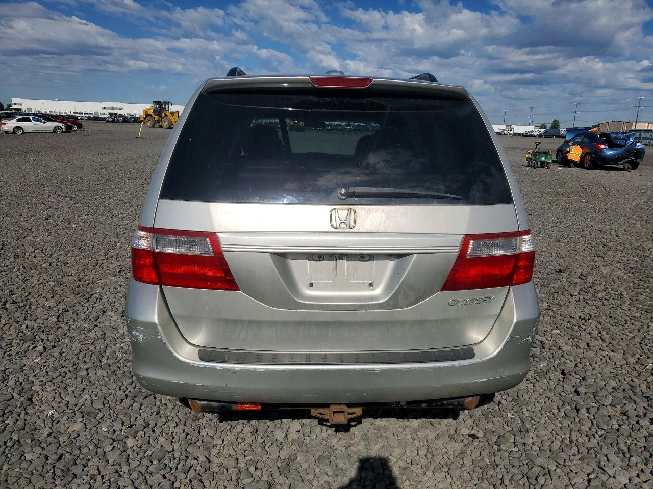 2005 Honda Odyssey Exl Silver vin: 5FNRL38725B096689