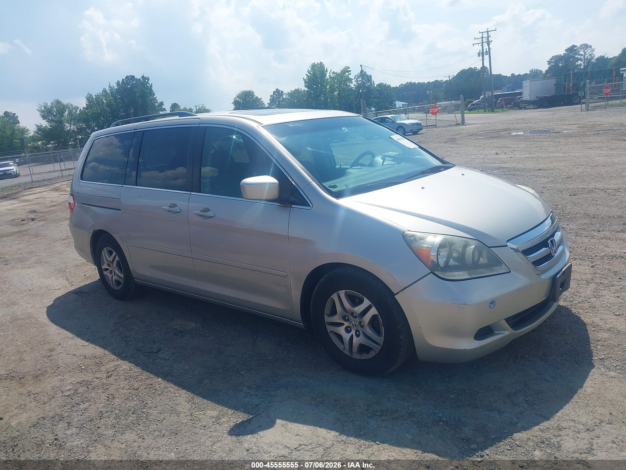 2005 Honda Odyssey Ex-l Silver vin: 5FNRL38725B101096