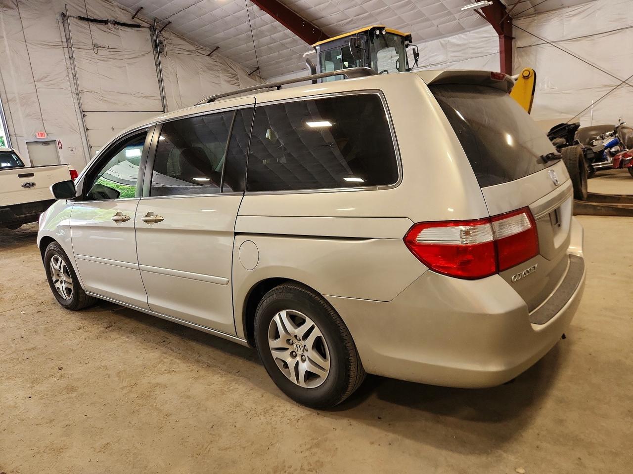 2007 Honda Odyssey Exl Серебряный vin: 5FNRL38727B415110