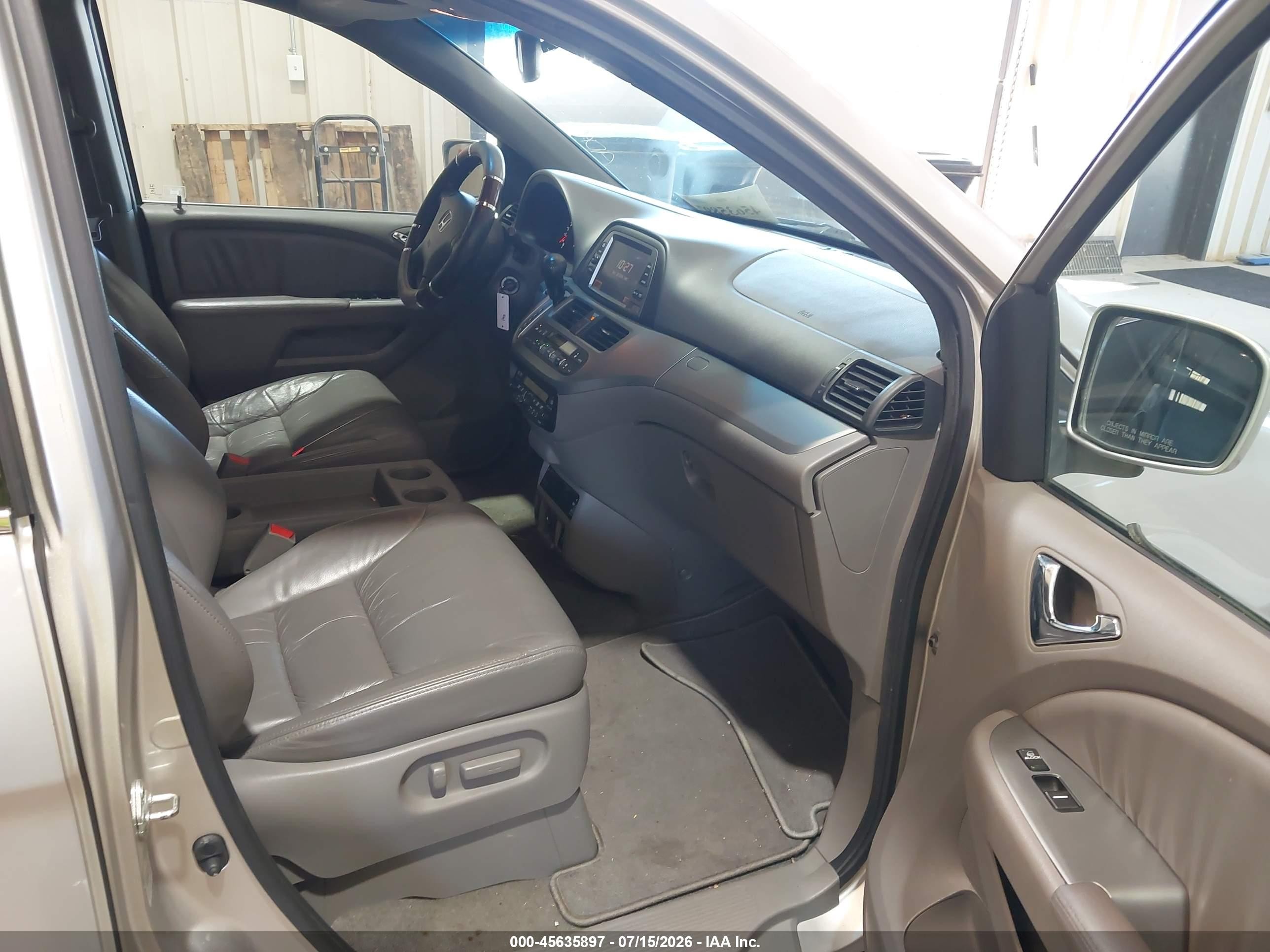 2008 Honda Odyssey Ex-l Silver vin: 5FNRL38728B087351