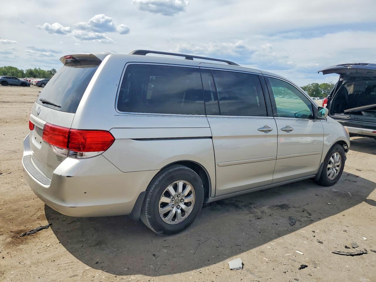 2009 Honda Odyssey Exl Silver vin: 5FNRL38729B025983