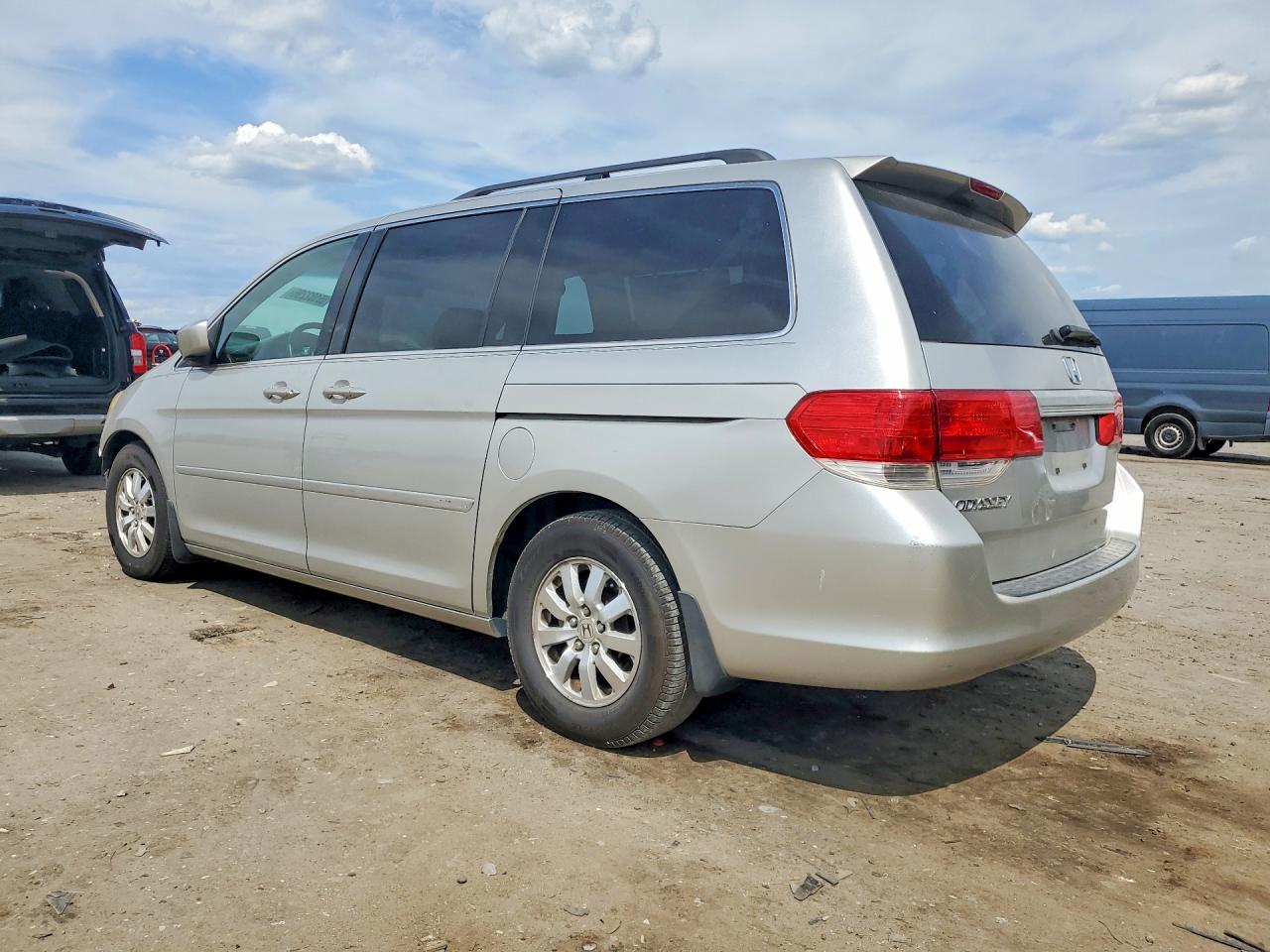 2009 Honda Odyssey Exl Silver vin: 5FNRL38729B025983