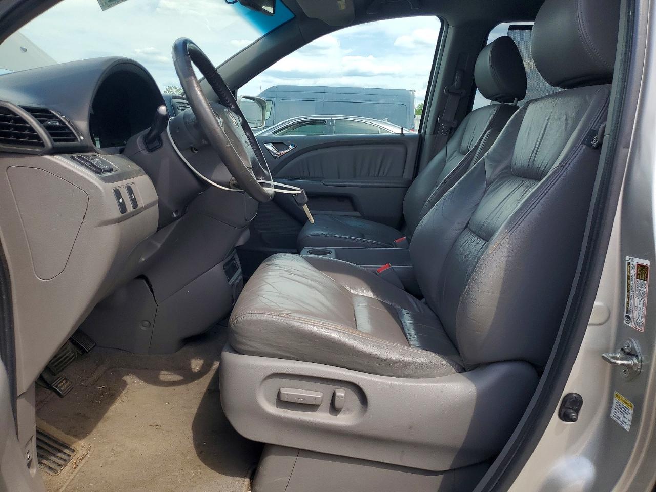 2009 Honda Odyssey Exl Silver vin: 5FNRL38729B025983