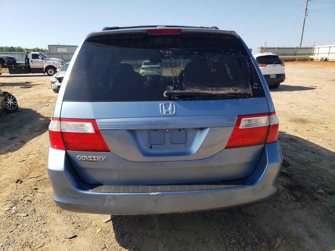 2006 Honda Odyssey Exl Blue vin: 5FNRL38736B102498 Damage: Rear Bumper/Cover, Scraped, 3 To 4 Inches