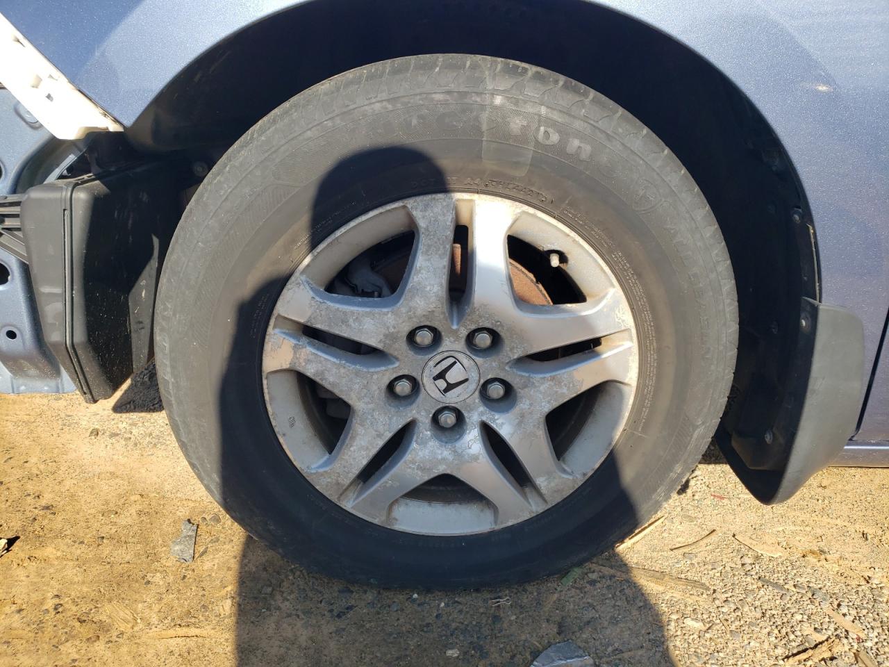 2006 Honda Odyssey Exl Blue vin: 5FNRL38736B102498 Damage: Left Front Wheel, Corrosion, > 12 Inches