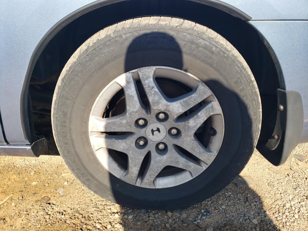 2006 Honda Odyssey Exl Blue vin: 5FNRL38736B102498 Damage: Left Rear Wheel, Corrosion, > 12 Inches