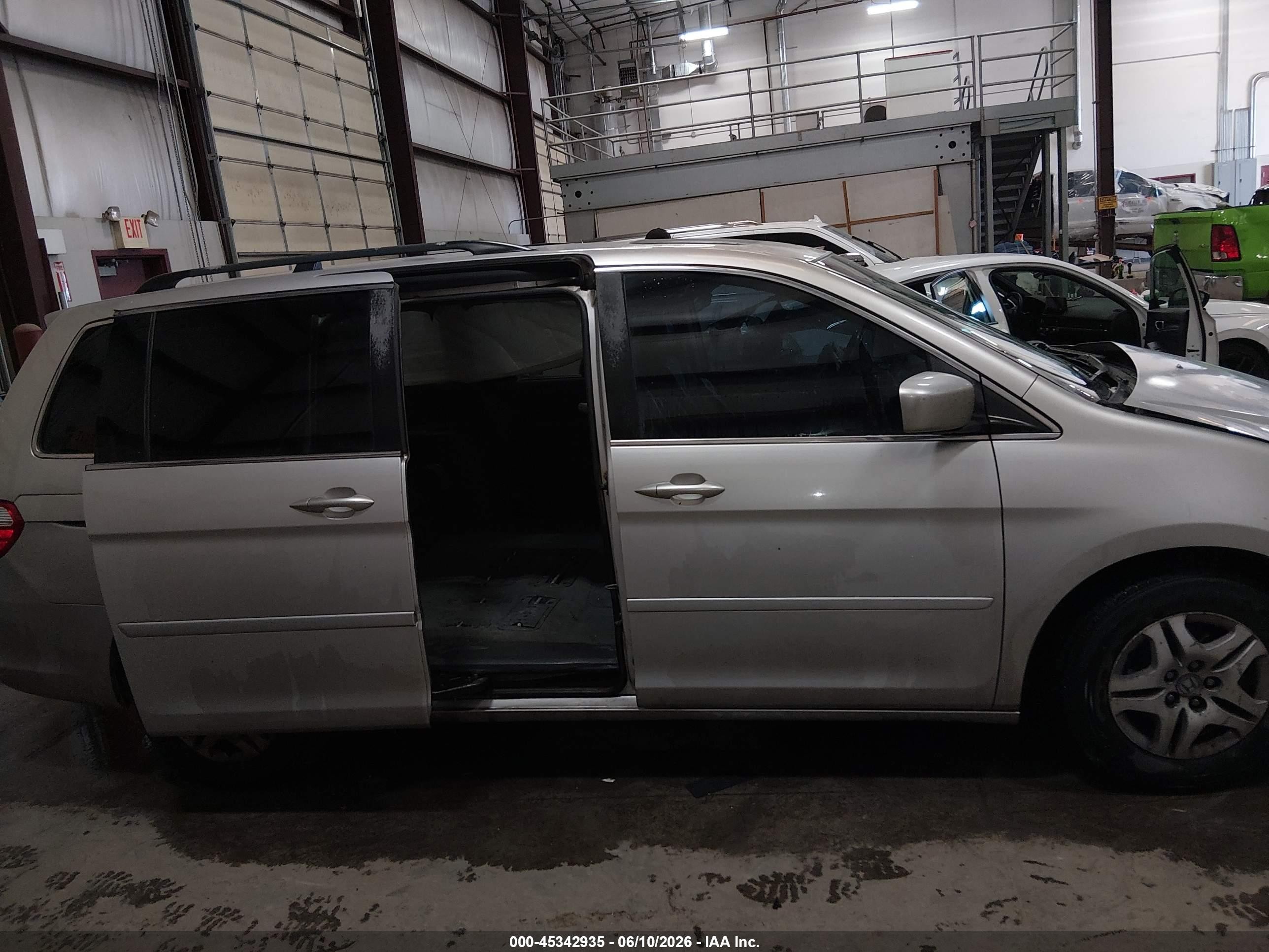 2006 Honda Odyssey Ex-l Серебряный vin: 5FNRL38736B412974