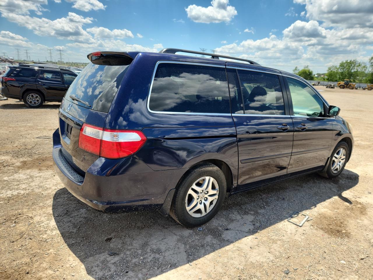 2007 Honda Odyssey Exl Blue vin: 5FNRL38737B010793 Damage: Right Qtr Panel, Dent(S) W/No Paint Dmg, 1/2 To 1 Inch