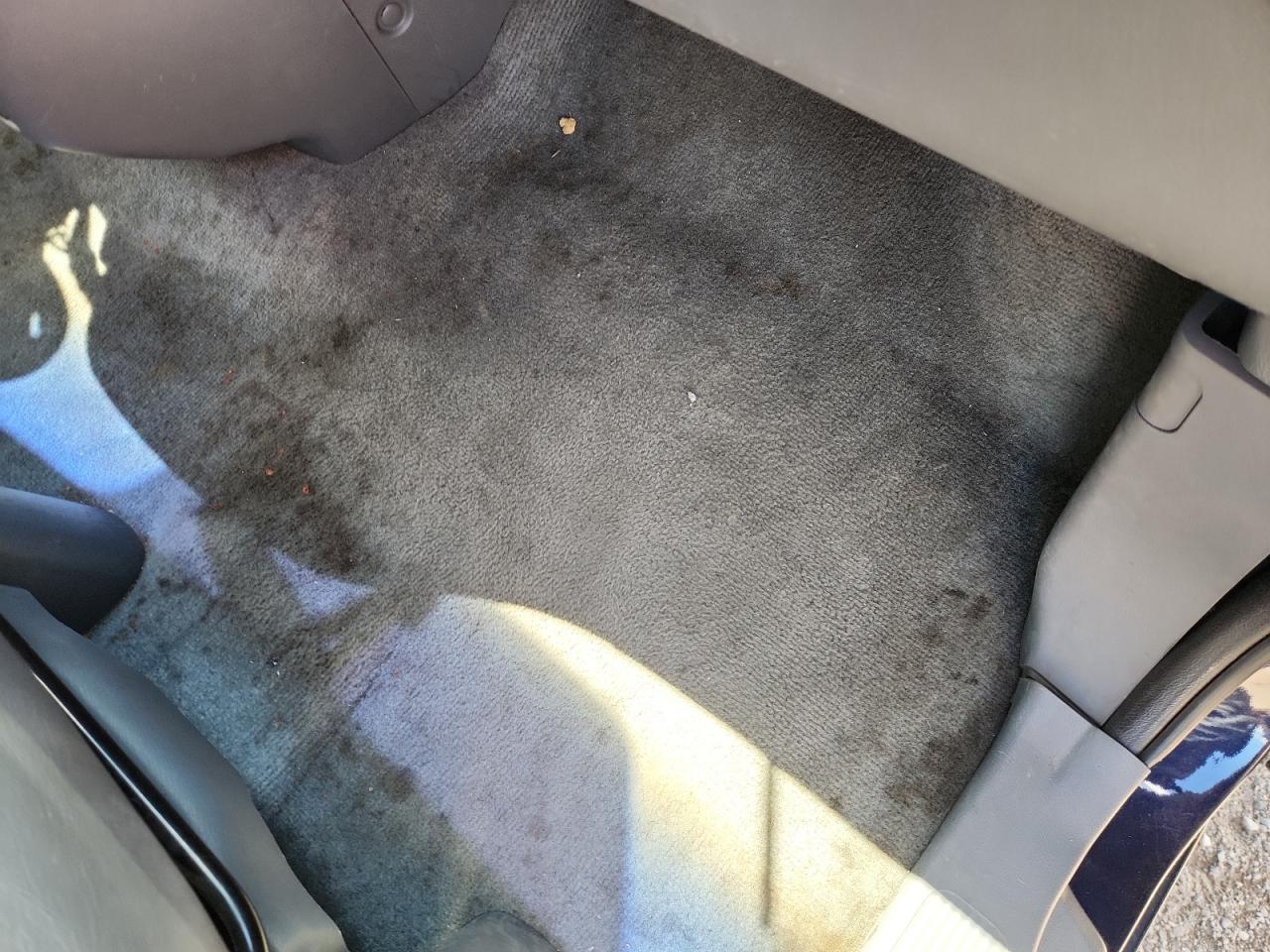 2007 Honda Odyssey Exl Blue vin: 5FNRL38737B010793 Damage: Right Front Carpet, Stained, Permanent