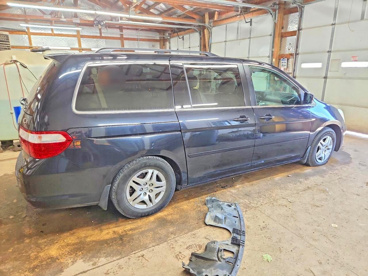 2007 Honda Odyssey Exl Черный vin: 5FNRL38737B091097