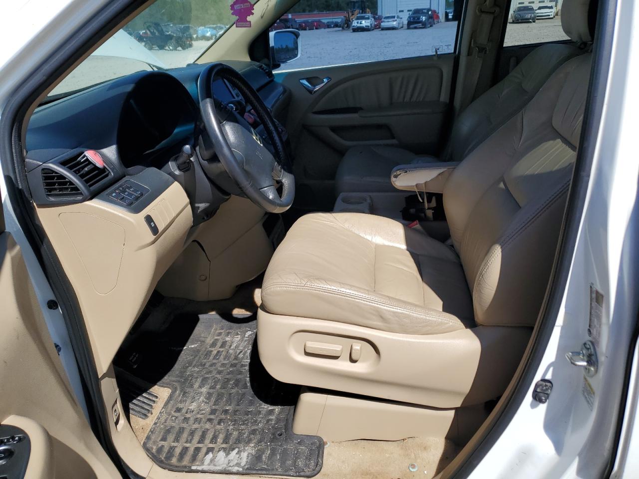 2007 Honda Odyssey Exl White vin: 5FNRL38737B111588