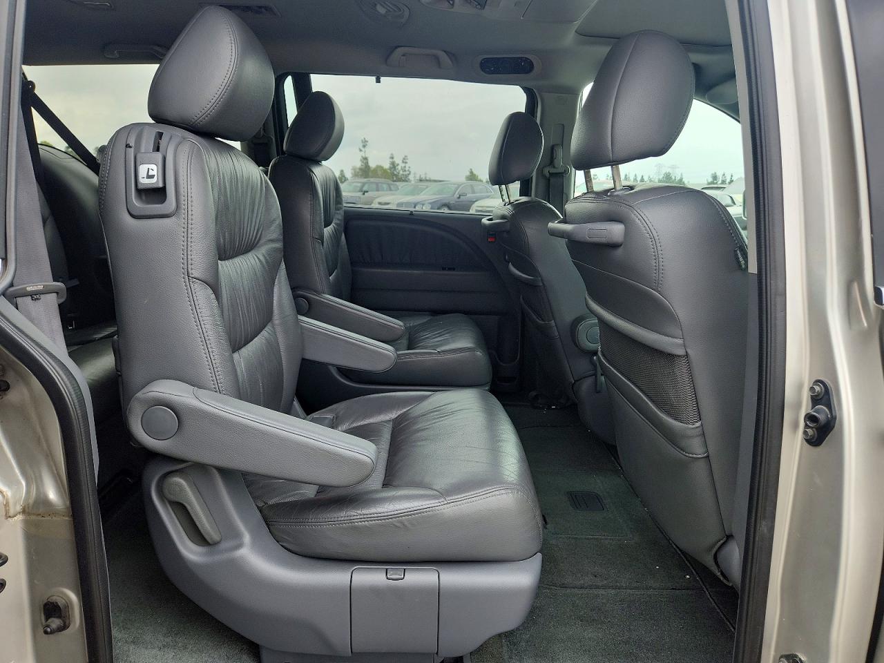 2007 Honda Odyssey Exl Серебряный vin: 5FNRL38737B455602