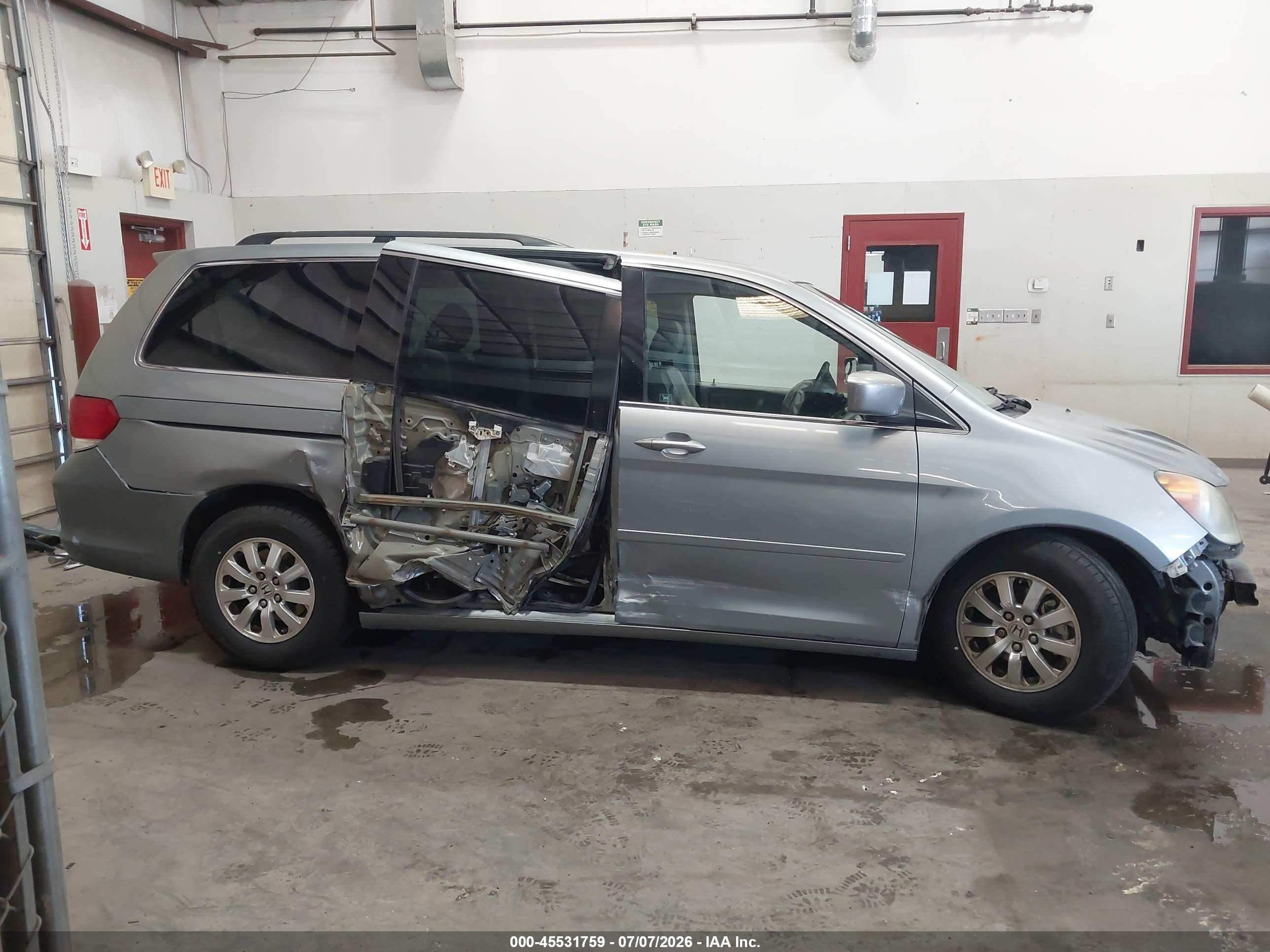 2008 Honda Odyssey Ex-l Gray vin: 5FNRL38738B010052