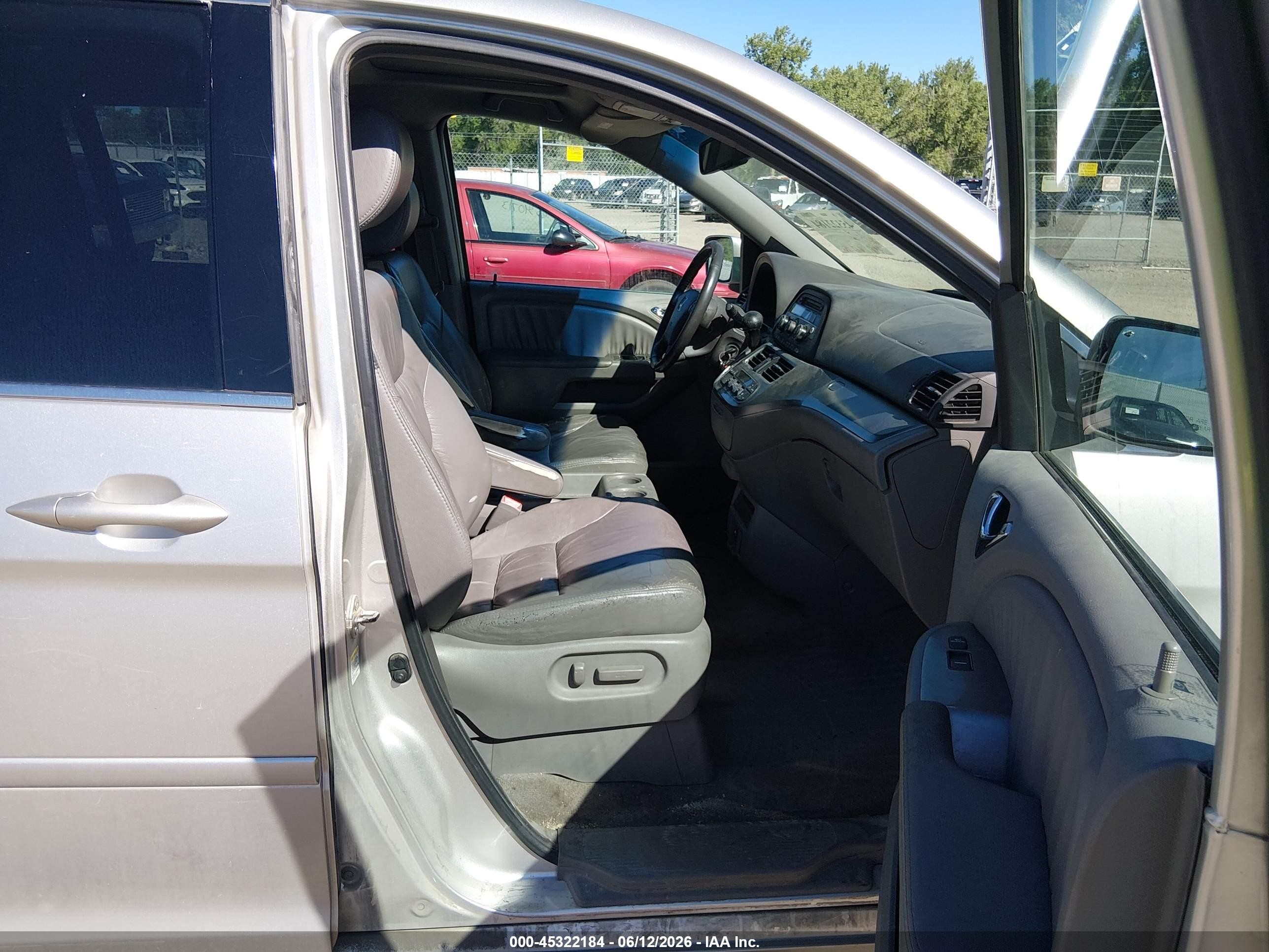 2009 Honda Odyssey Ex-l Silver vin: 5FNRL38739B055641