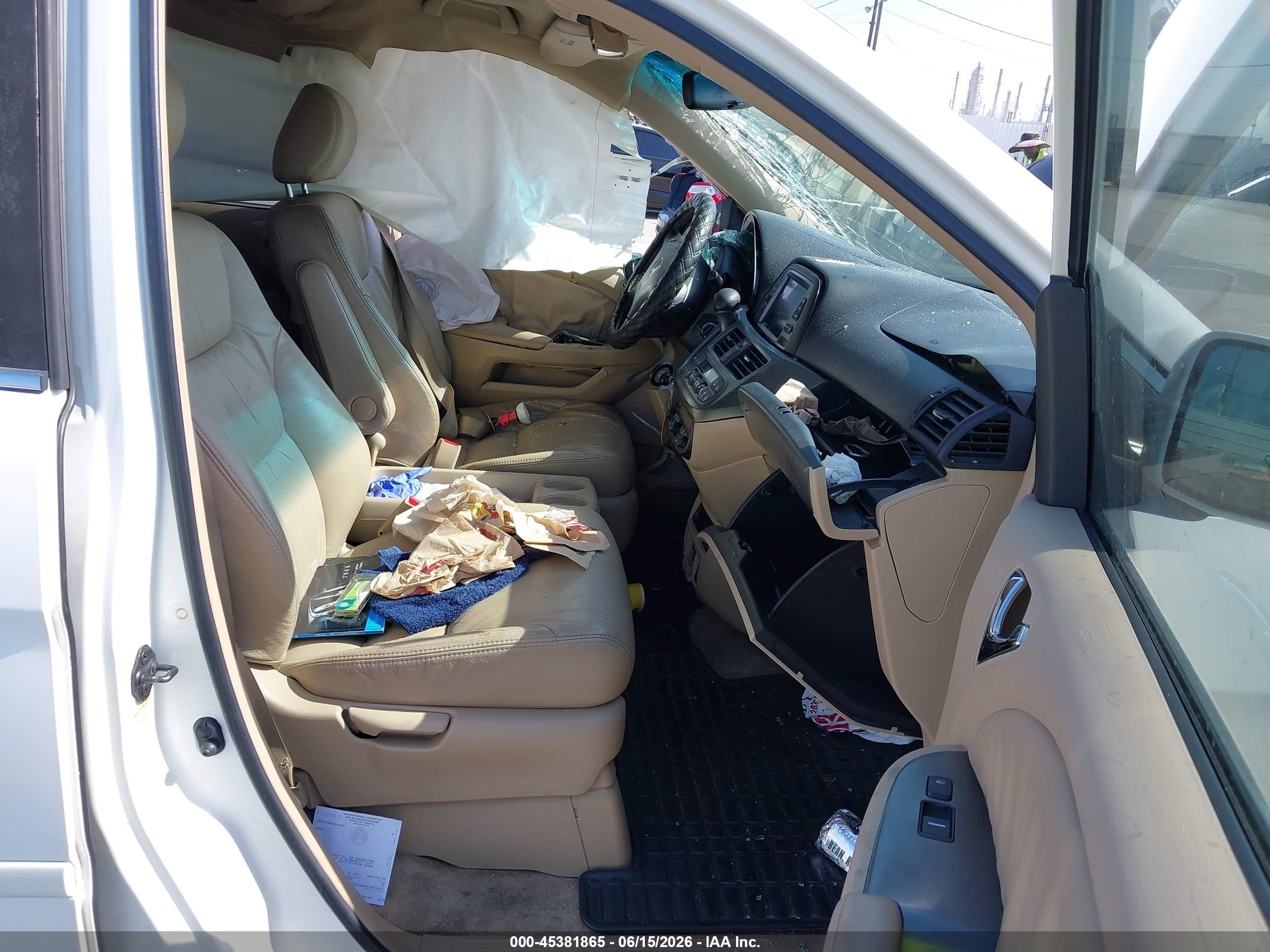 2006 Honda Odyssey Ex-l White vin: 5FNRL38746B444378