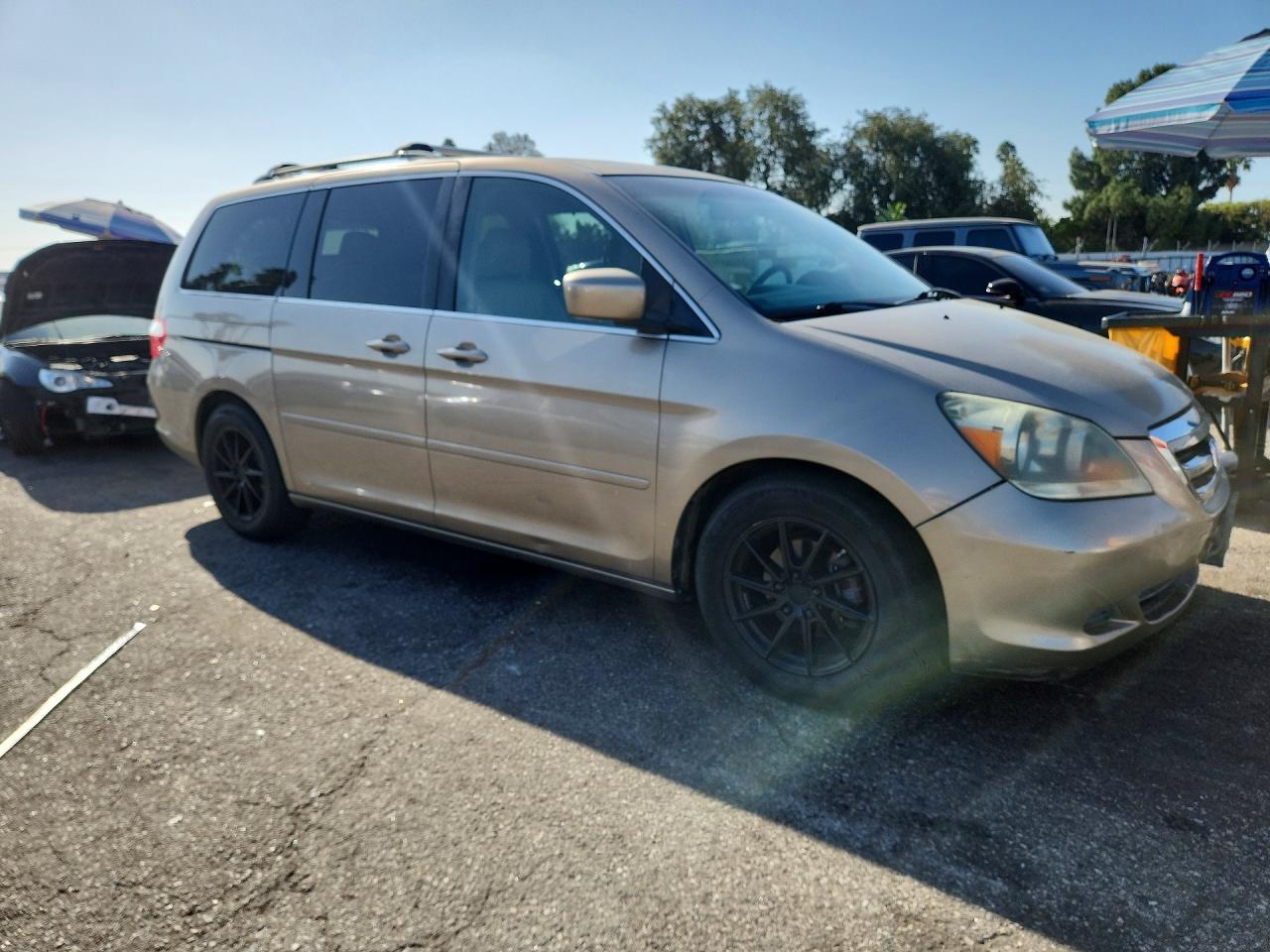 2007 Honda Odyssey Exl Золотой vin: 5FNRL38747B432202