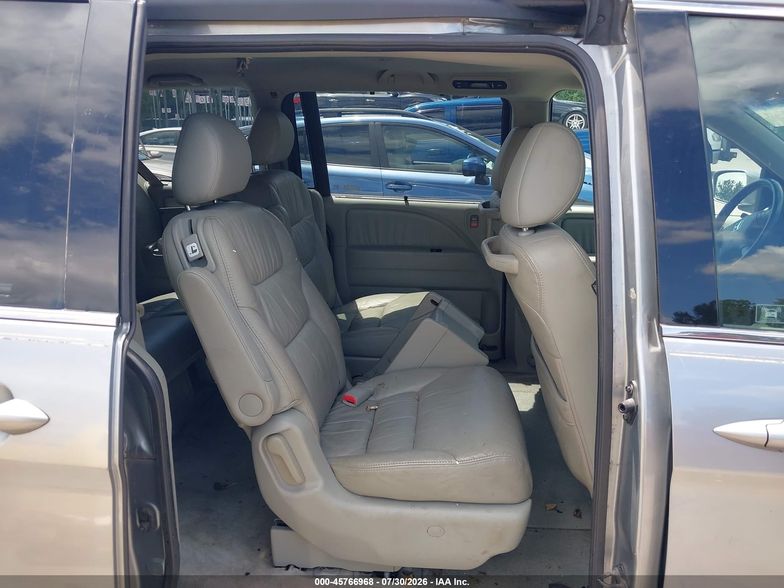 2008 Honda Odyssey Ex-l Gray vin: 5FNRL38748B035333