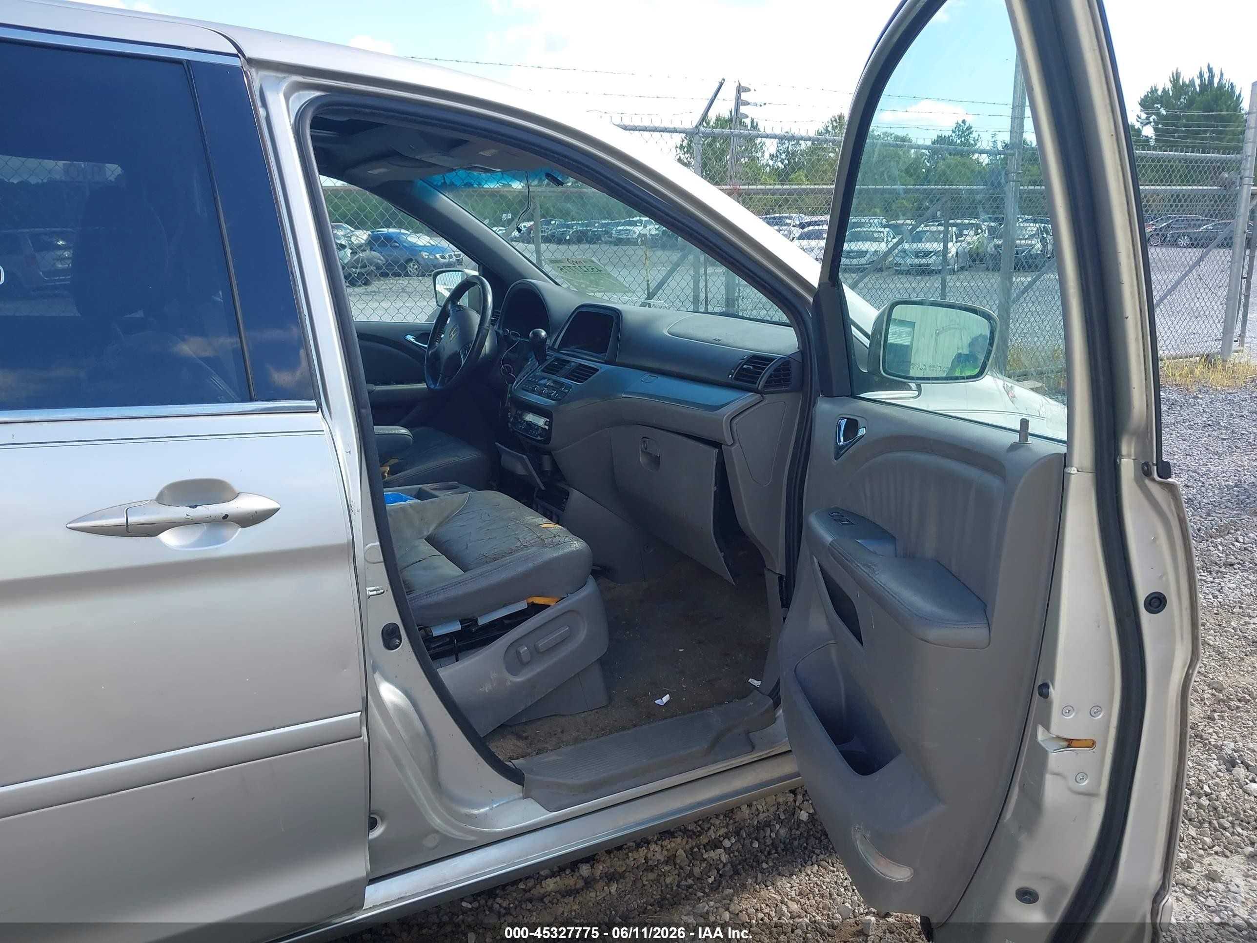 2008 Honda Odyssey Ex-l Silver vin: 5FNRL38748B091577