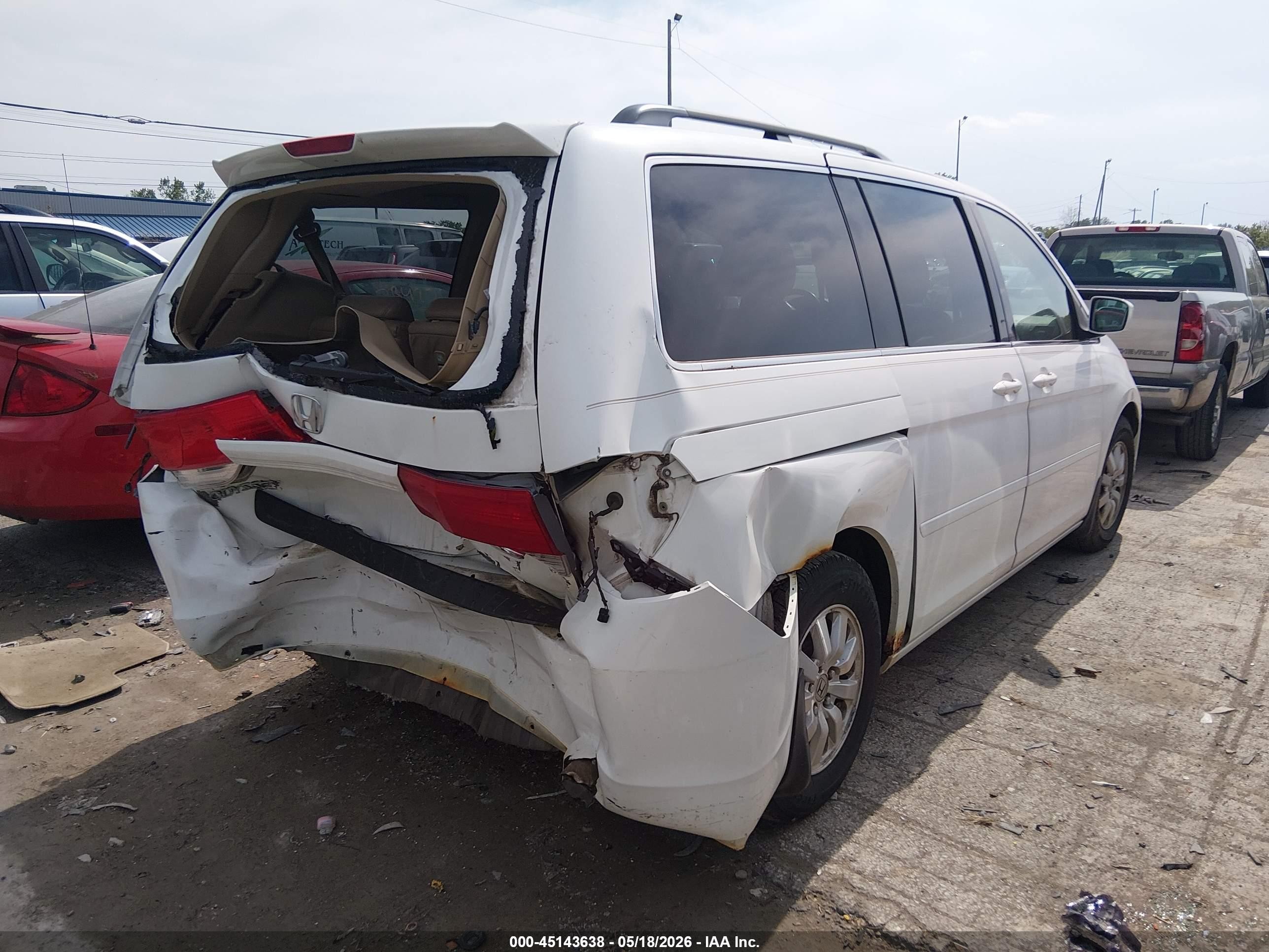2008 Honda Odyssey Exl White vin: 5FNRL38748B404370