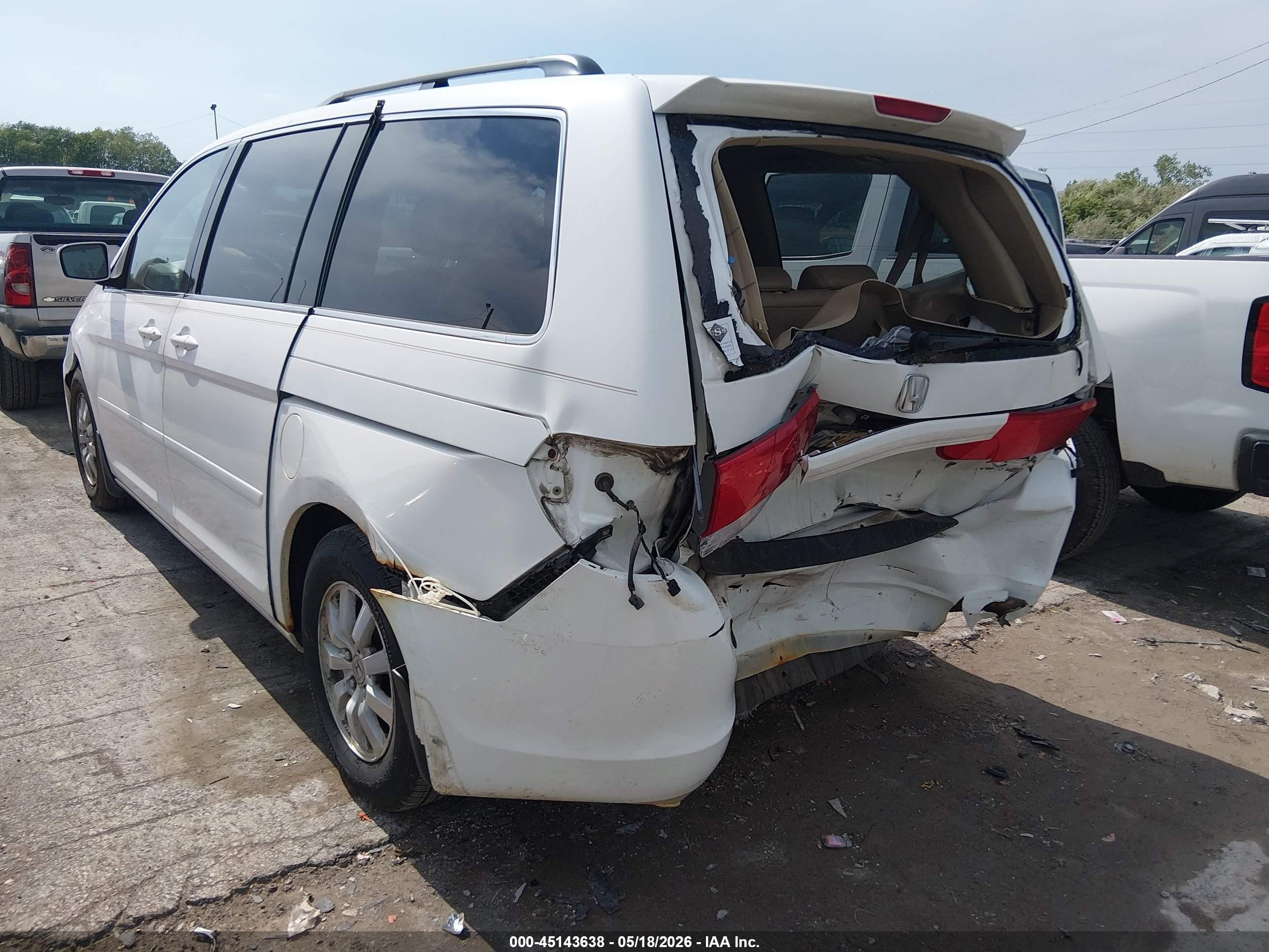 2008 Honda Odyssey Exl White vin: 5FNRL38748B404370