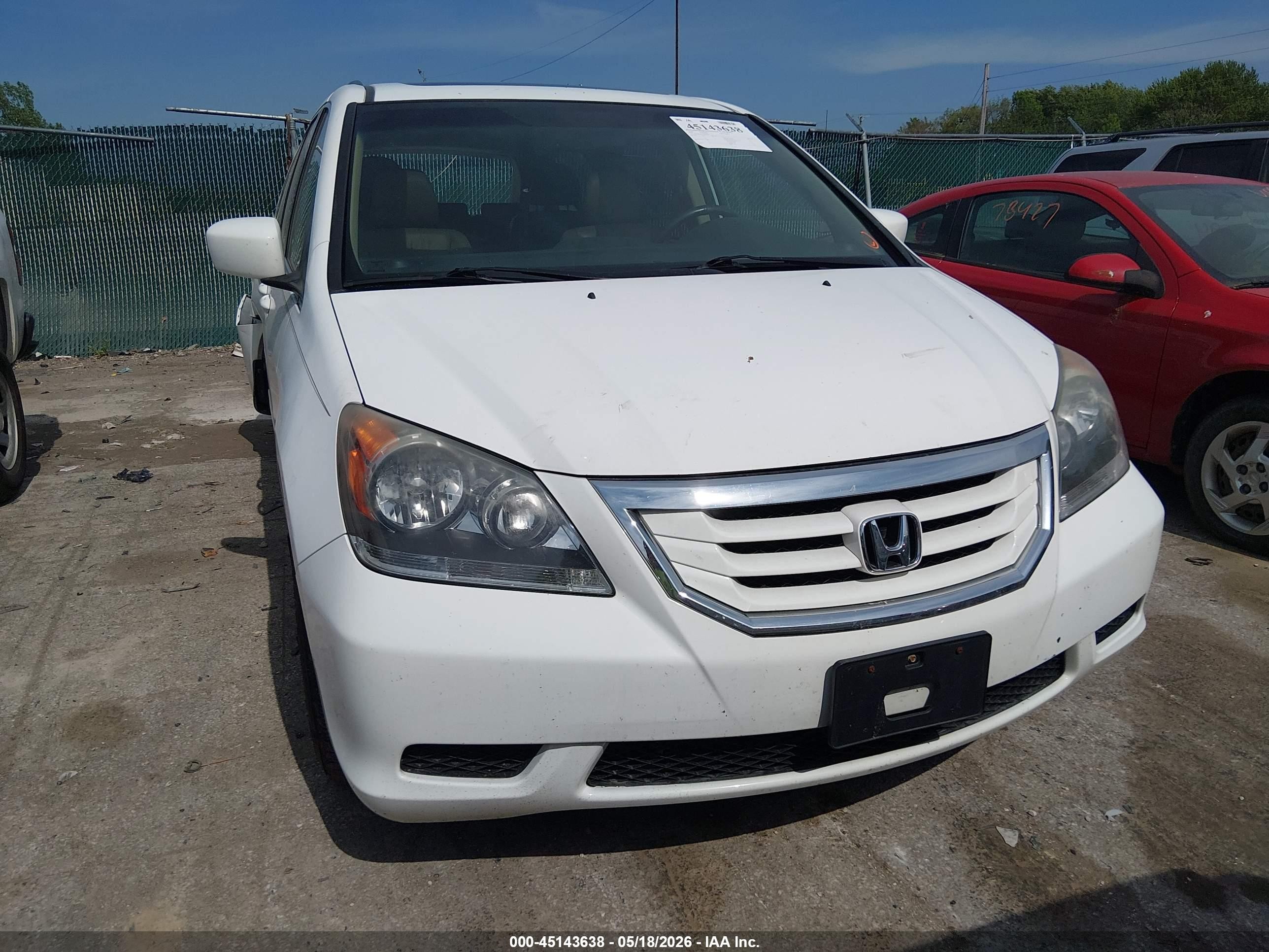 2008 Honda Odyssey Exl White vin: 5FNRL38748B404370