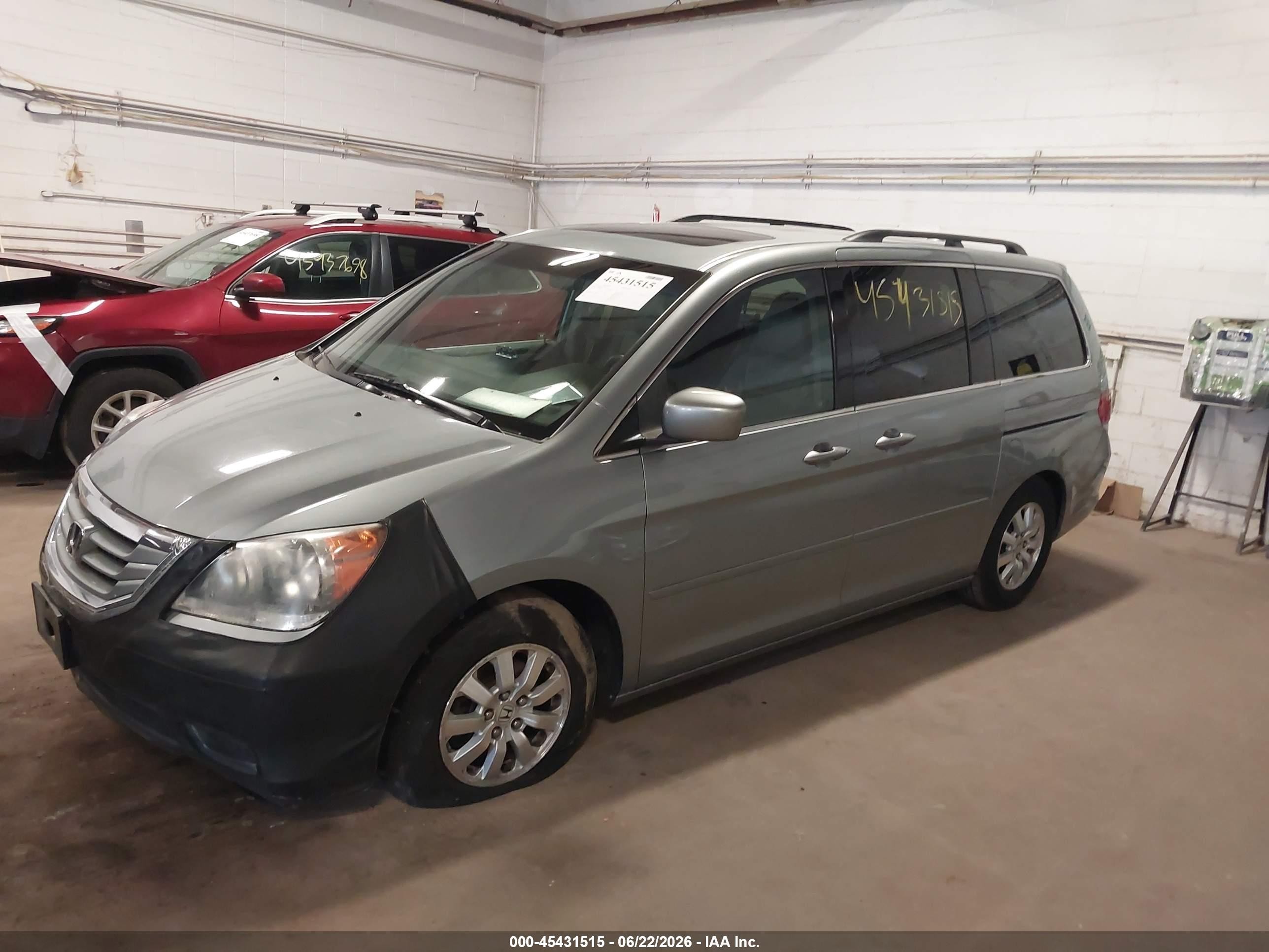 2009 Honda Odyssey Ex-l Silver vin: 5FNRL38749B014841