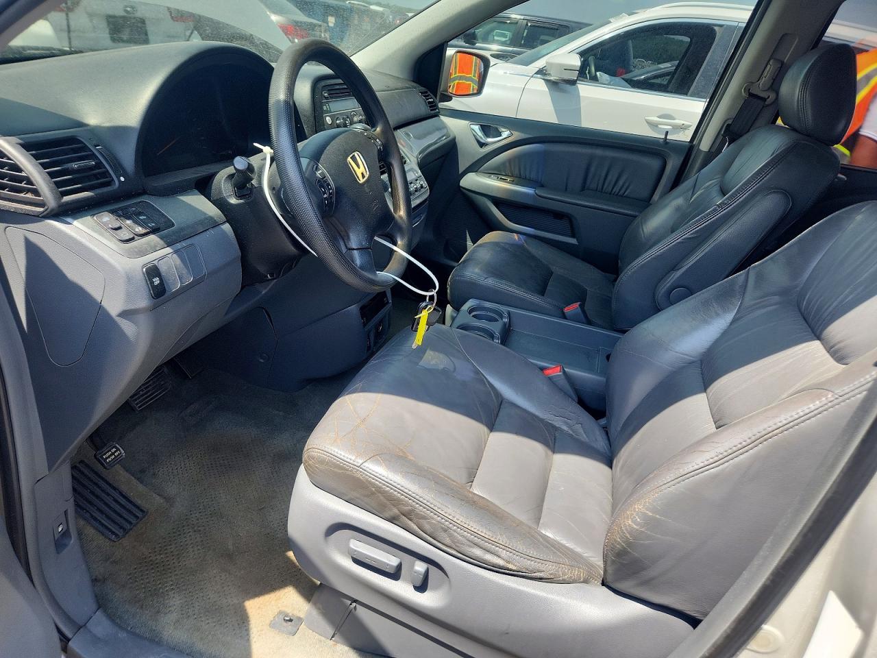 2005 Honda Odyssey Exl Silver vin: 5FNRL38755B058065