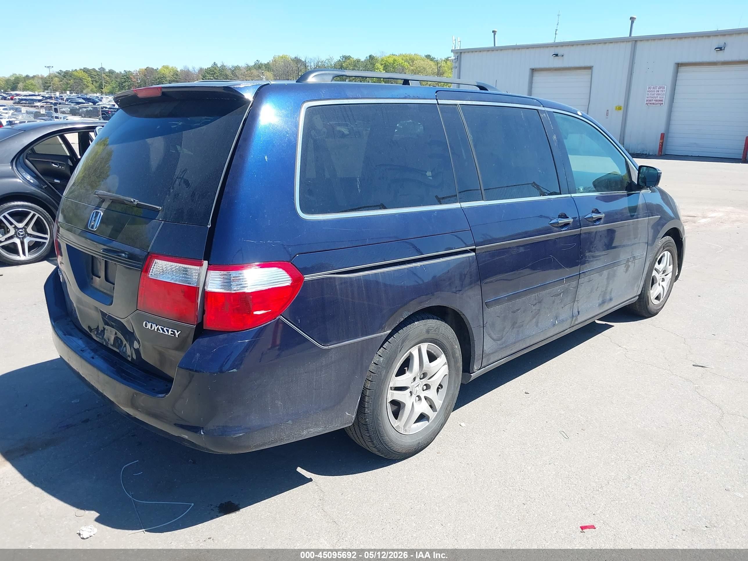 2005 Honda Odyssey Ex-l Blue vin: 5FNRL38755B095925