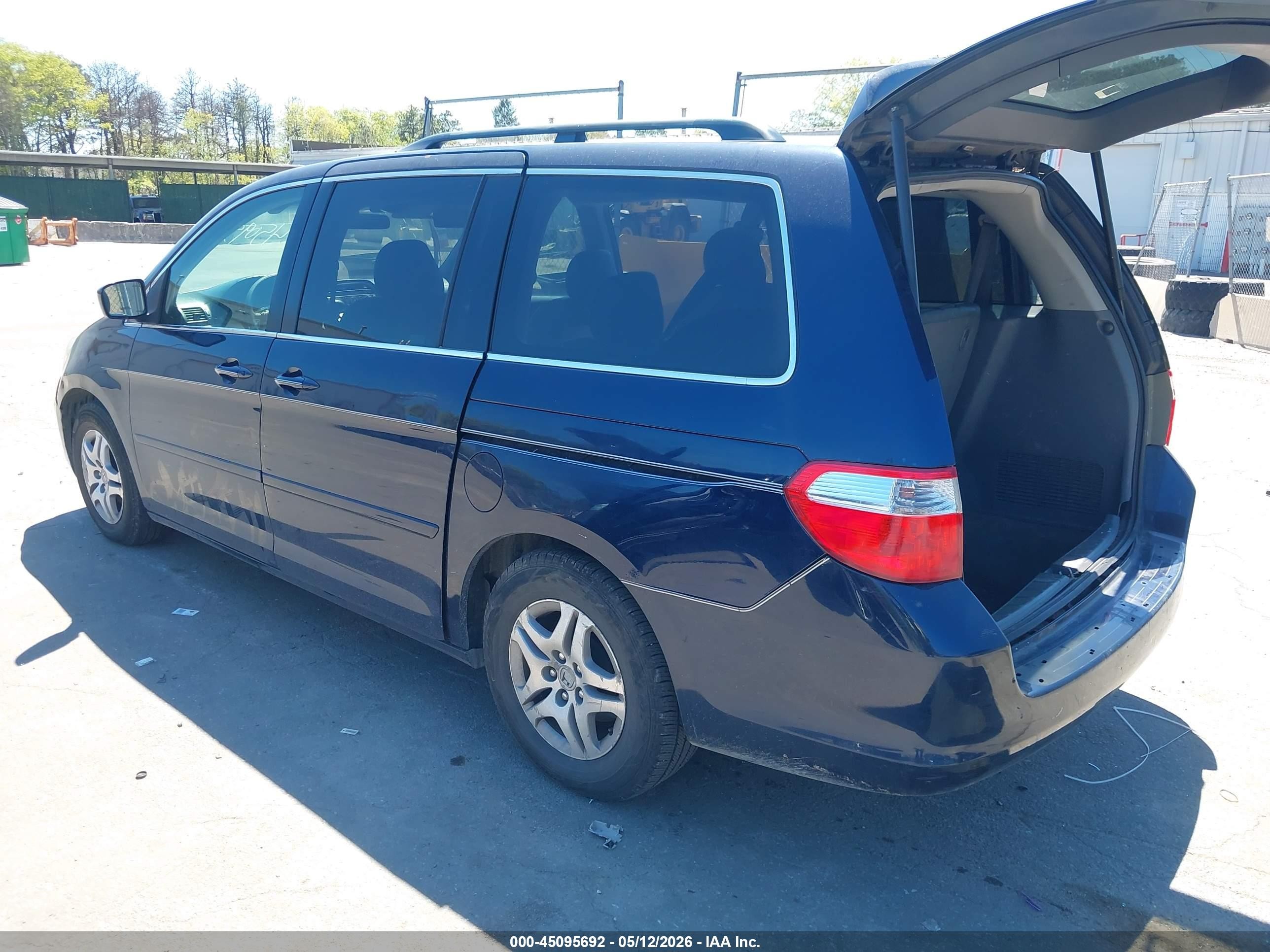 2005 Honda Odyssey Ex-l Blue vin: 5FNRL38755B095925