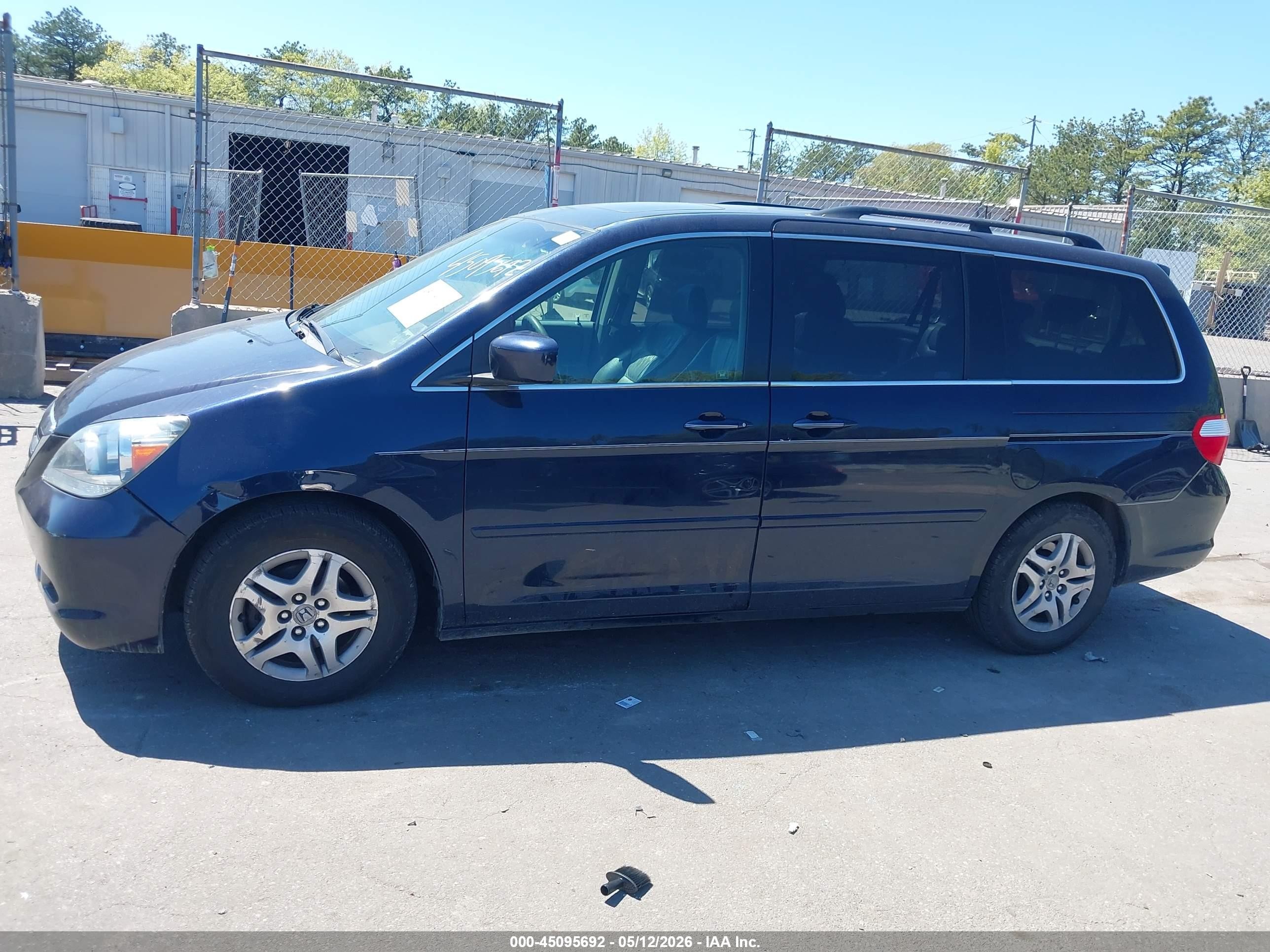2005 Honda Odyssey Ex-l Blue vin: 5FNRL38755B095925
