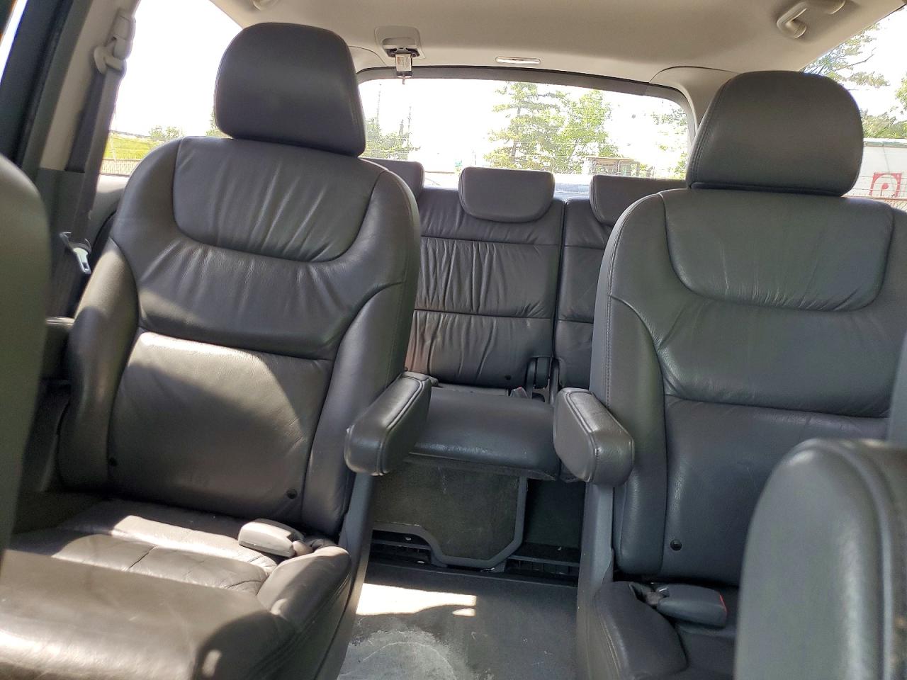 2005 Honda Odyssey Exl Silver vin: 5FNRL38755B121262
