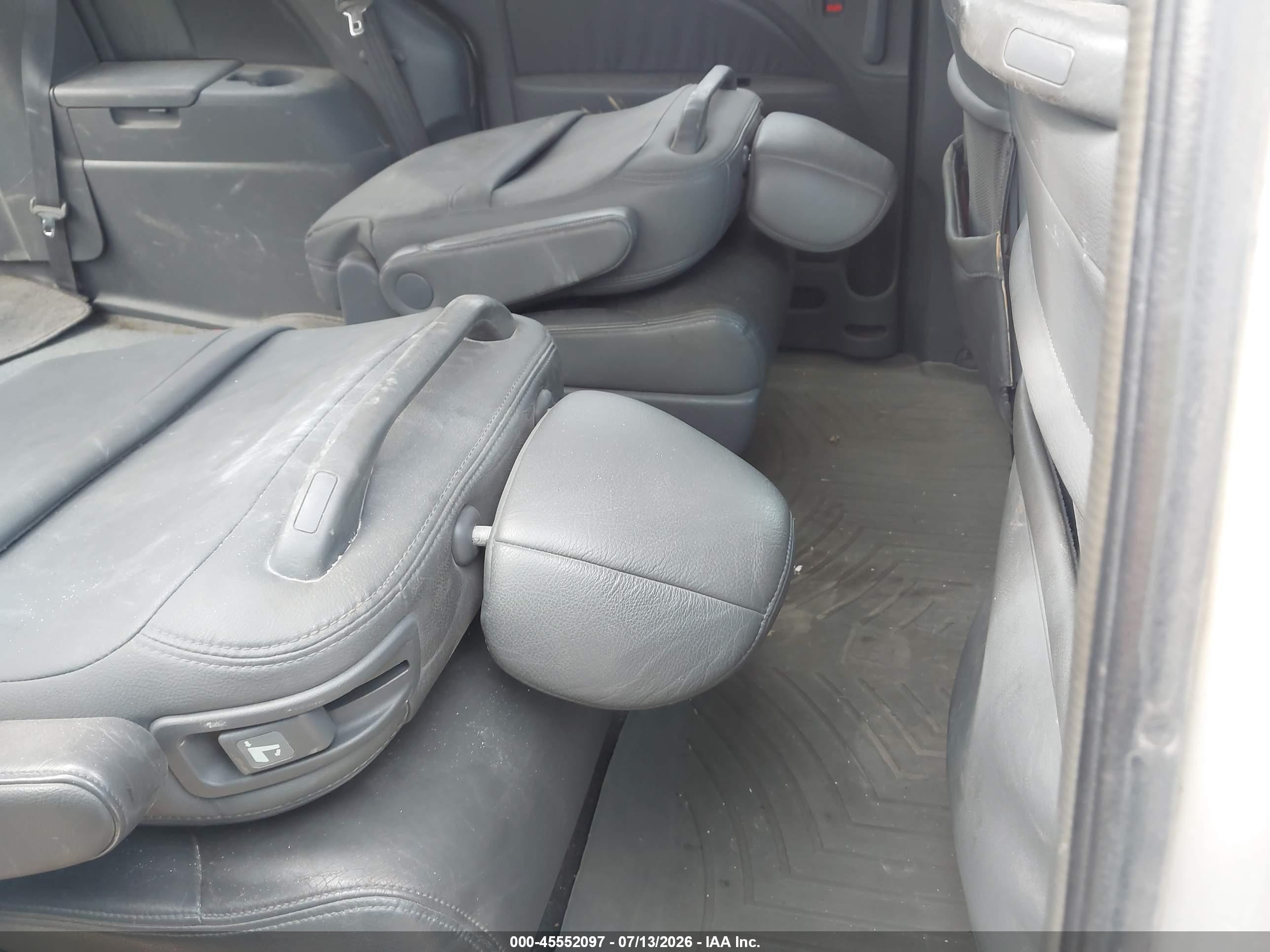 2006 Honda Odyssey Ex-l Silver vin: 5FNRL38756B026444