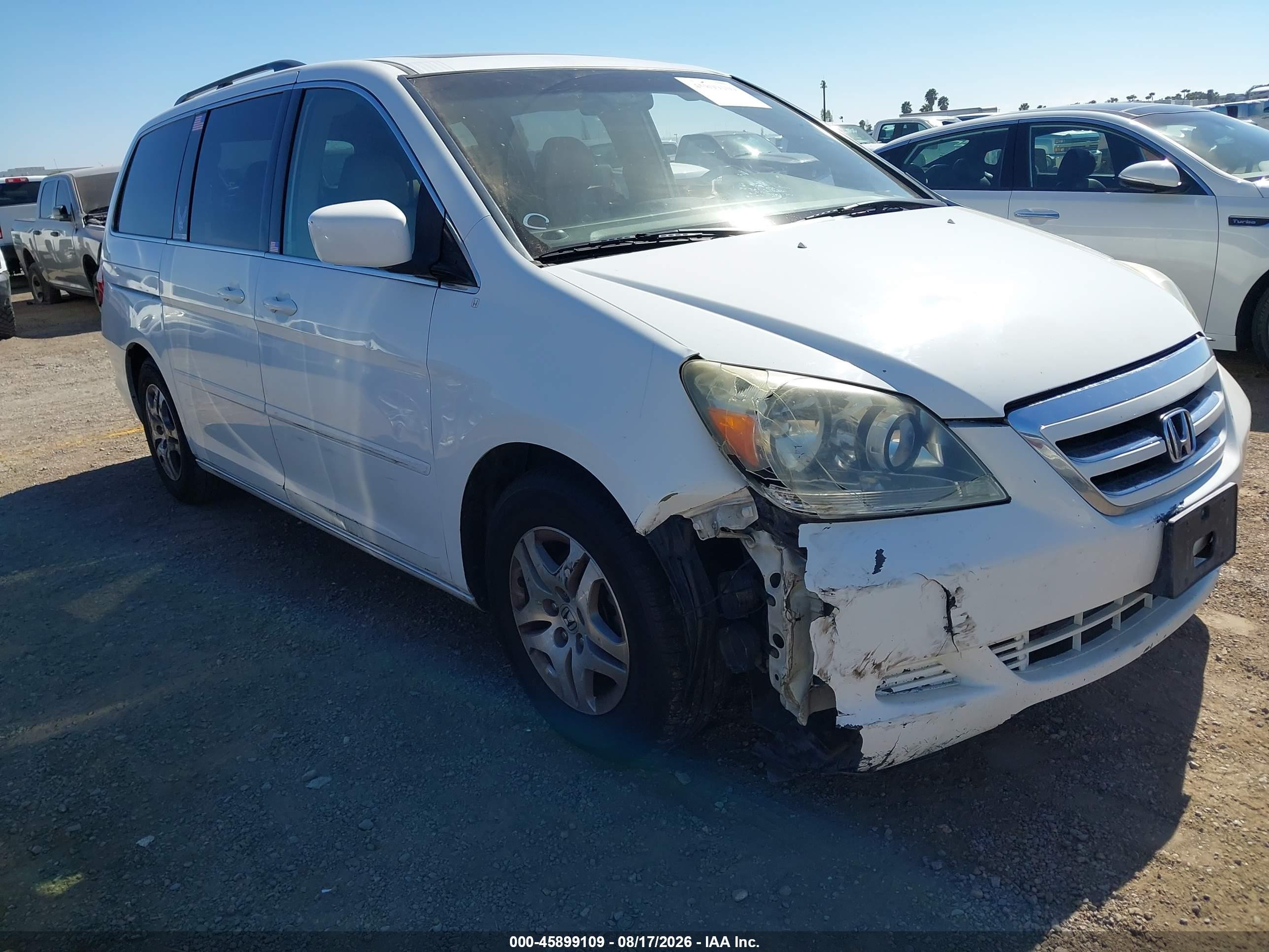 2006 Honda Odyssey Ex-l White vin: 5FNRL38756B074266